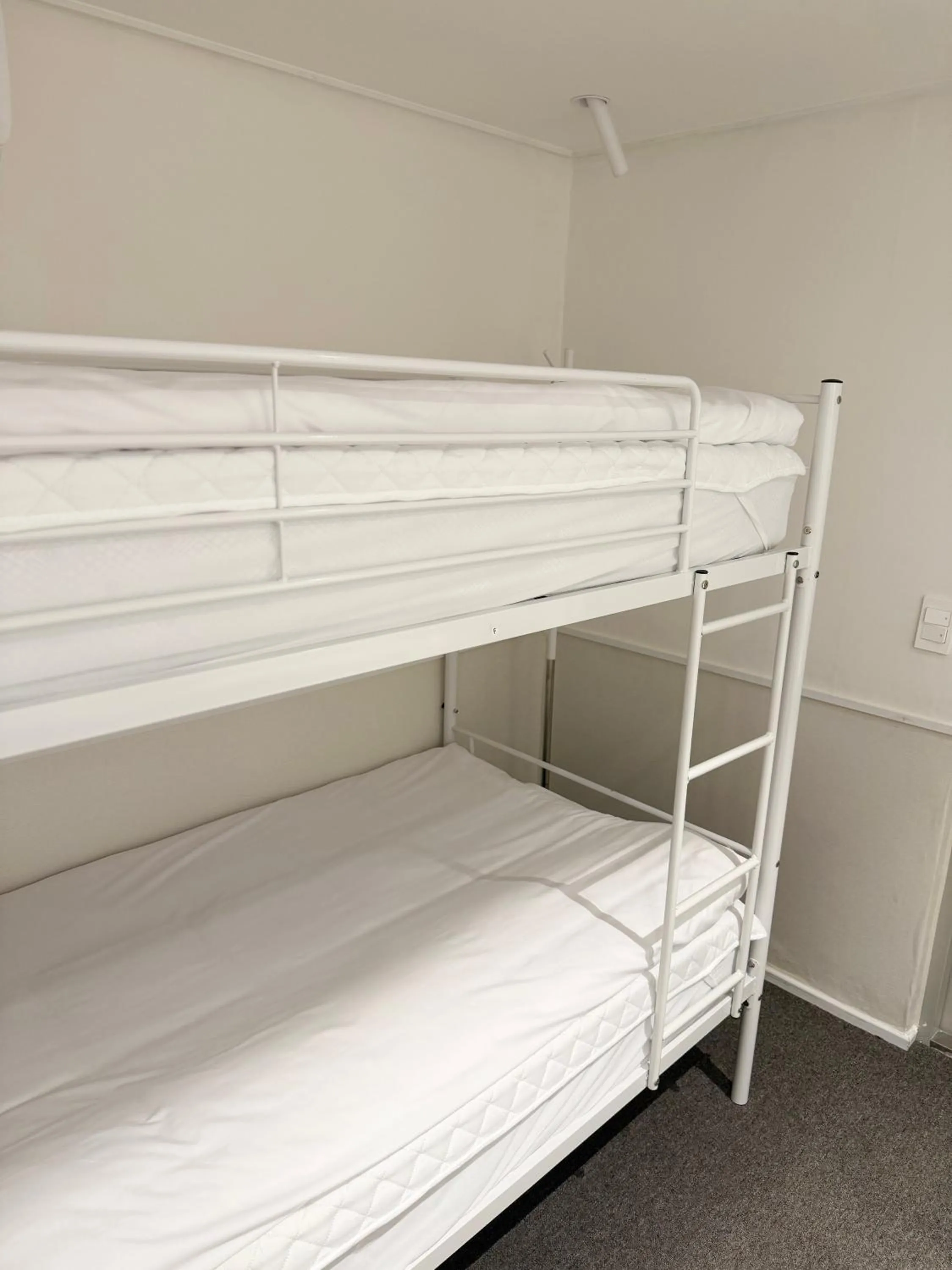 Bed in nook Inn