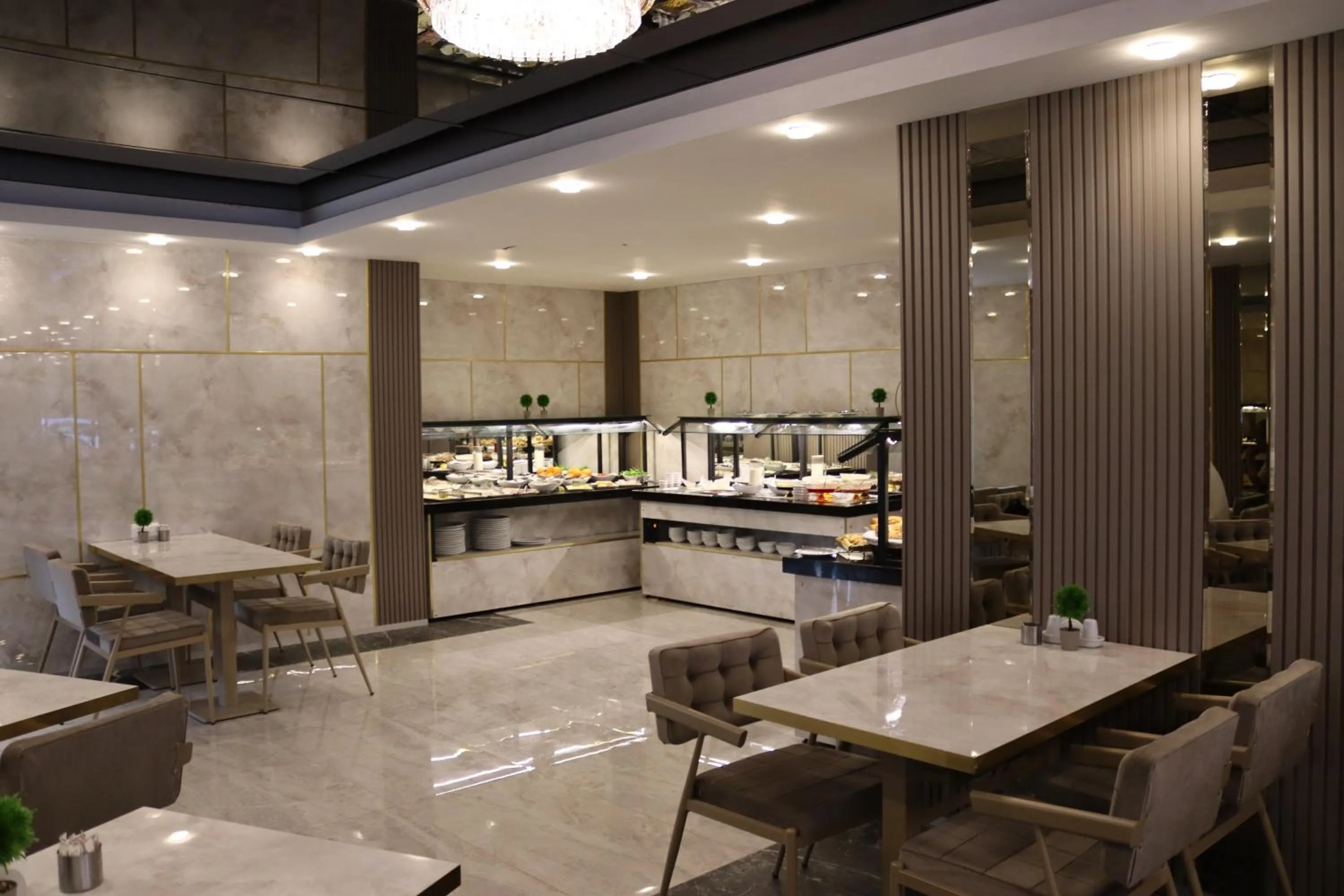 Restaurant/places to eat in Nif Ankara Hotel
