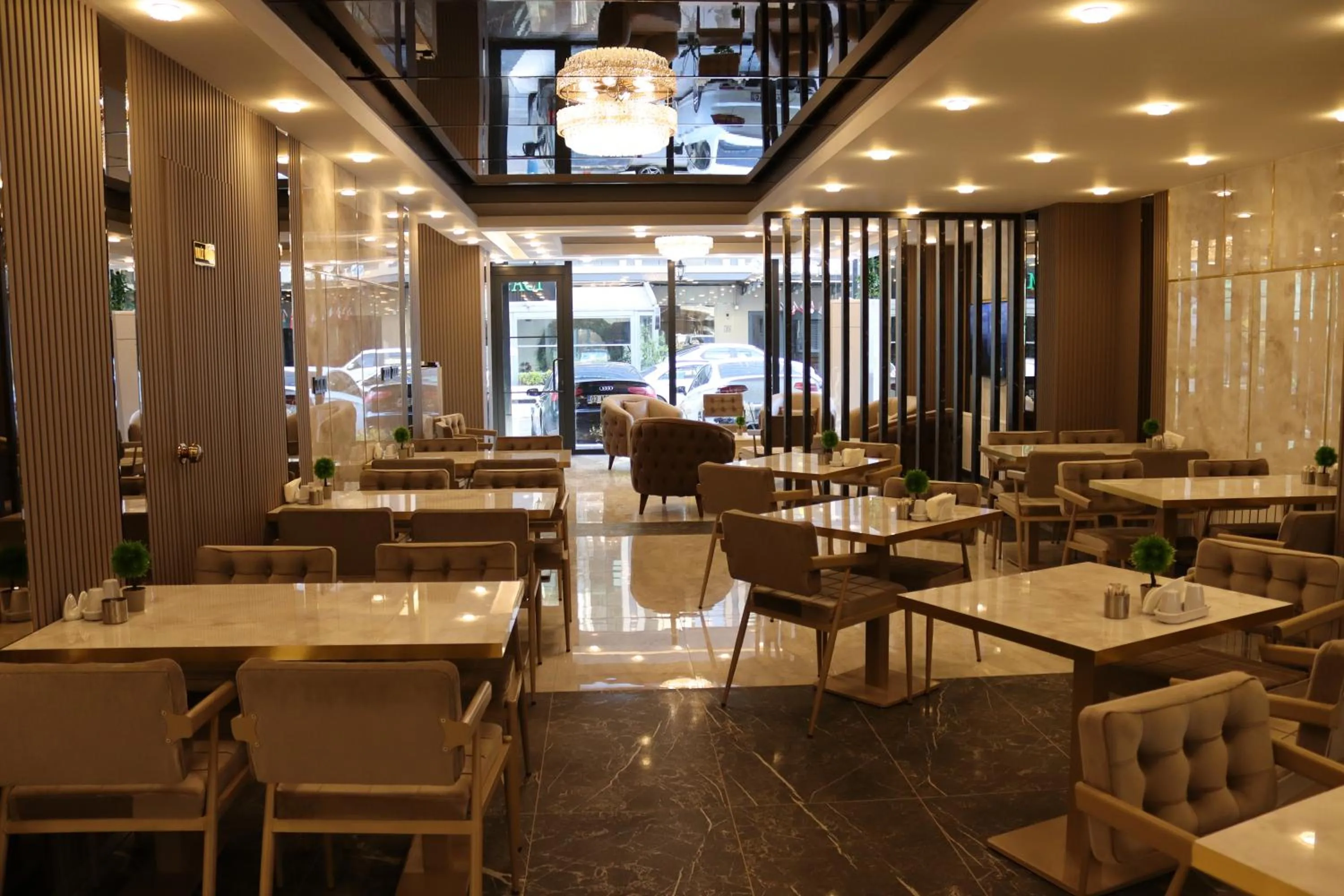 Restaurant/places to eat in Nif Ankara Hotel