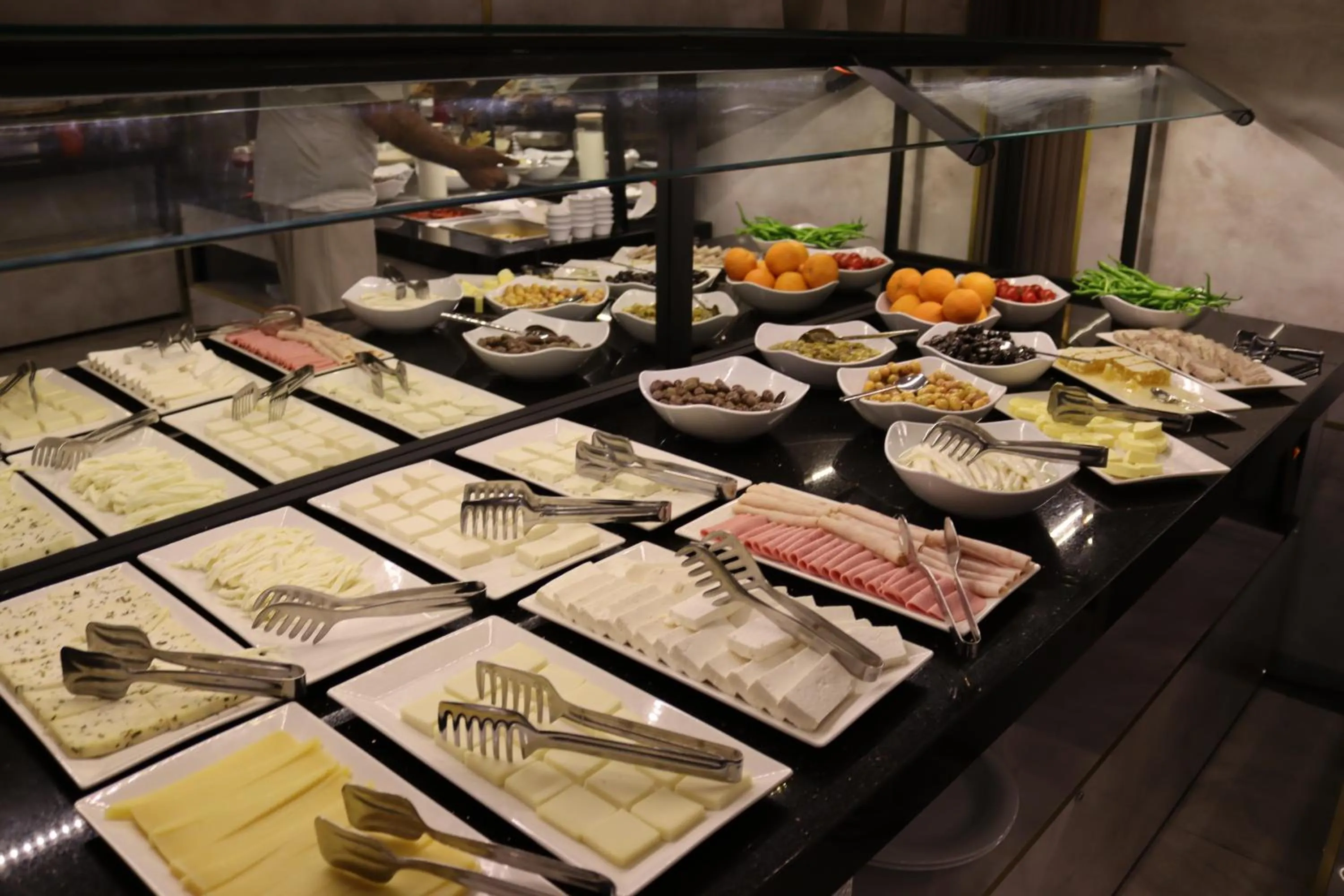 Buffet breakfast in Nif Ankara Hotel