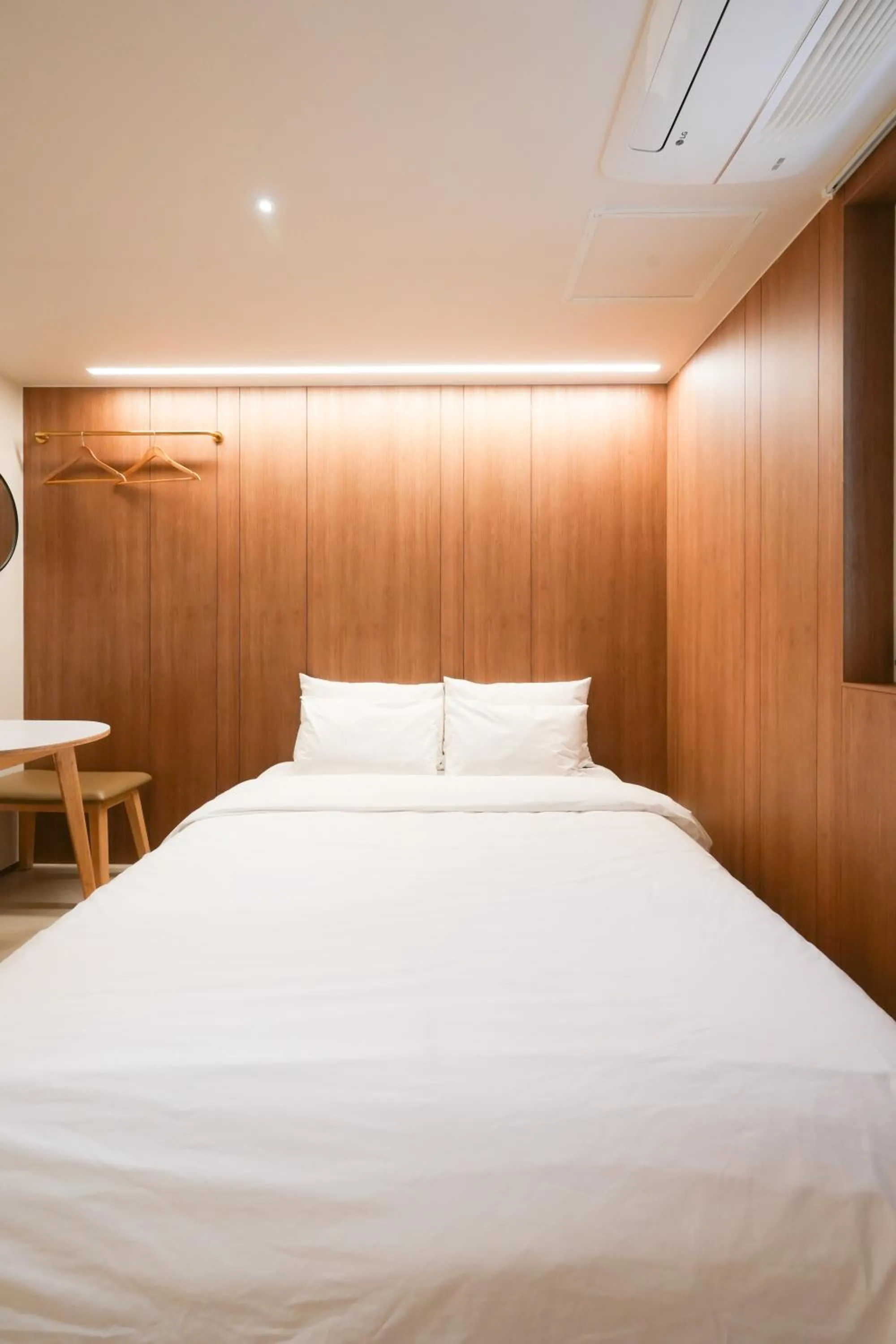 Bed in Hotel Home
