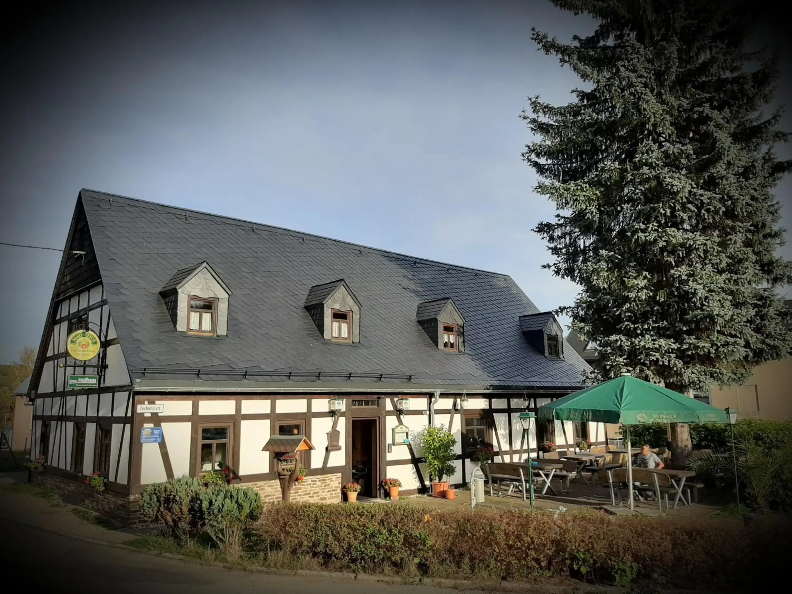 Wirtschaft & Pension Zum Huthaus Wirtschaft & Pension Zum Huthaus