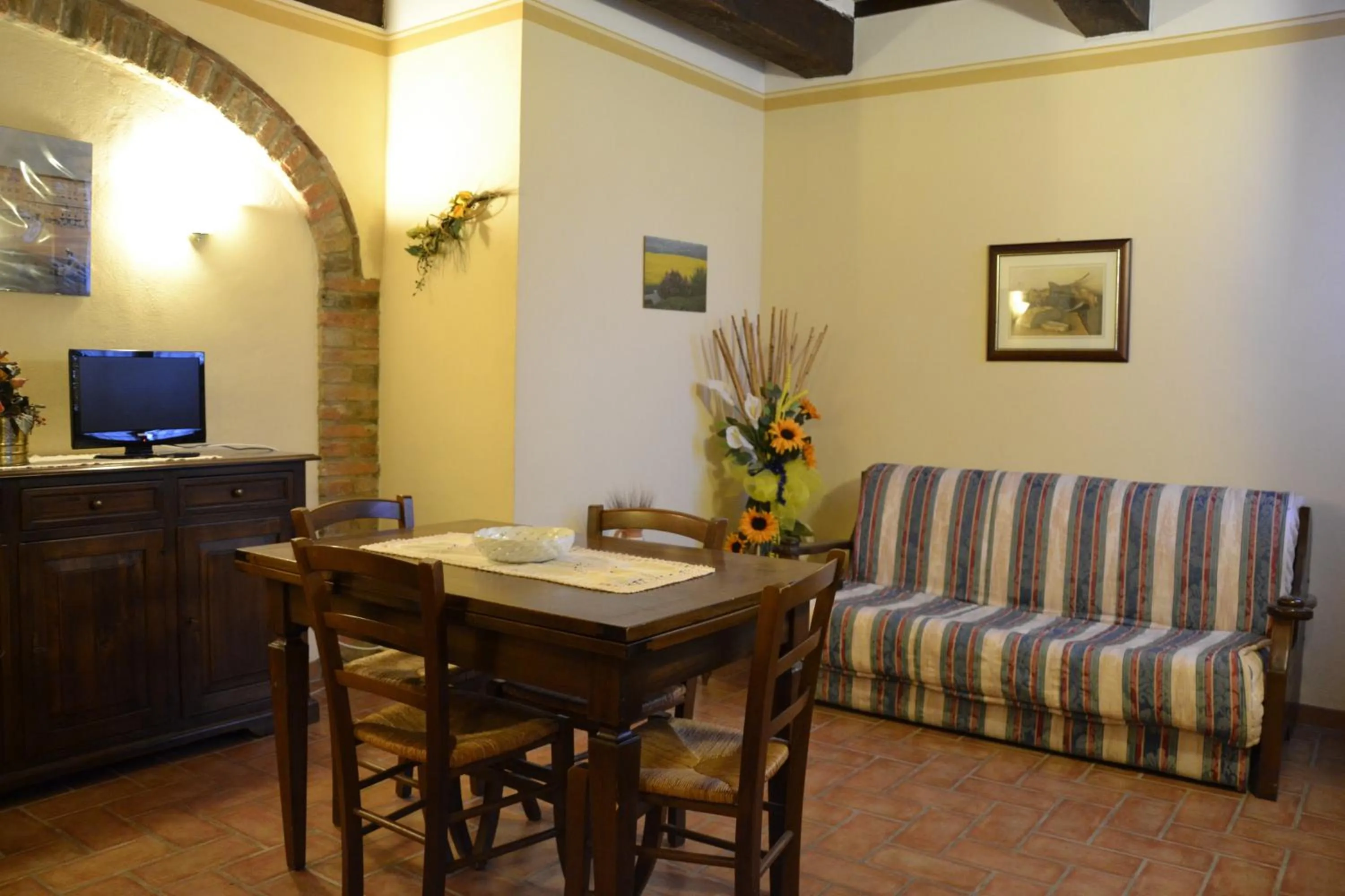 Dining area in Agriturismo Sanguineto