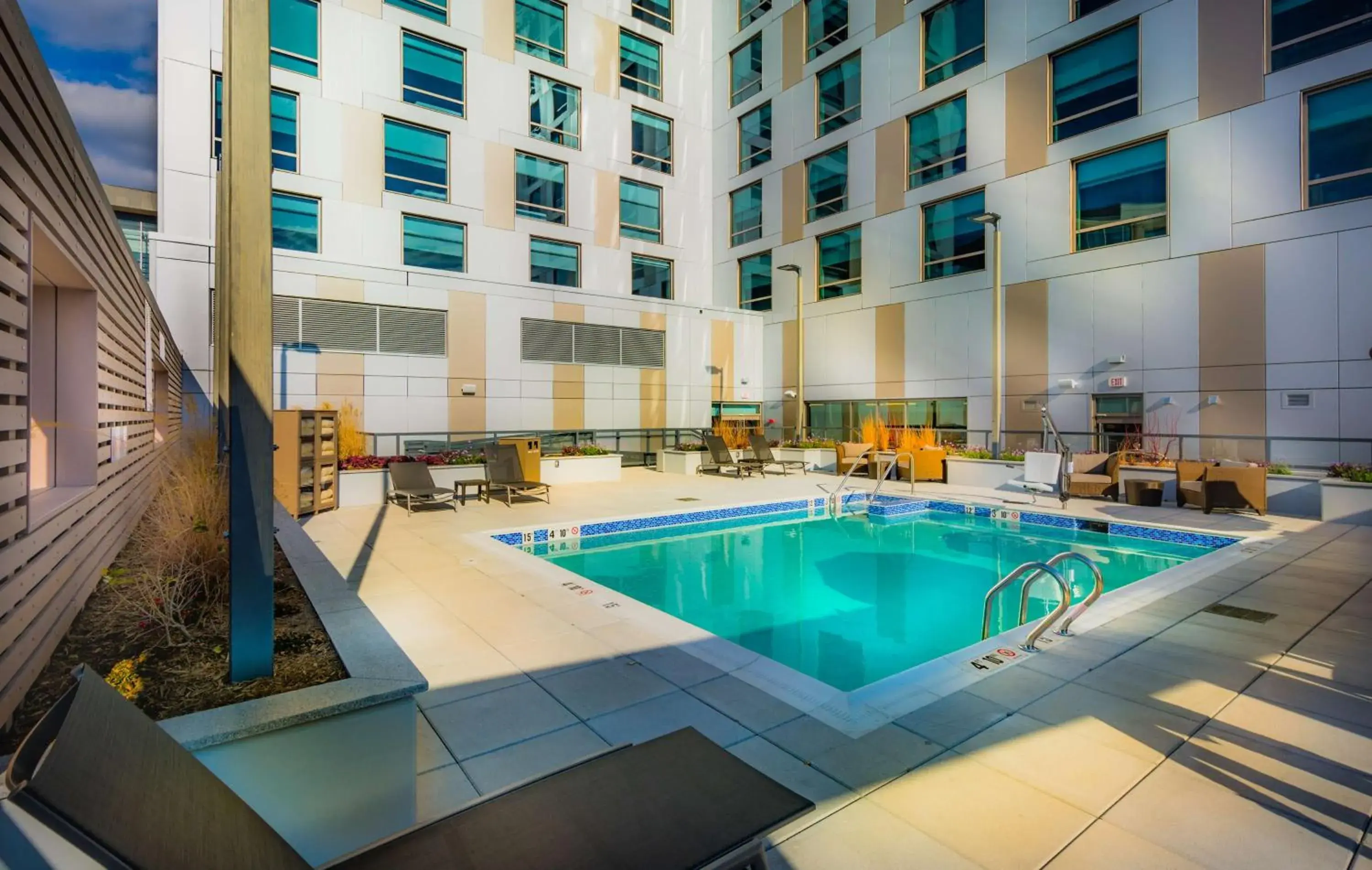 Swimming pool in Hyatt Place Washington D.C./National Mall Swimming pool in Hyatt Place Washington D.C./National Mall