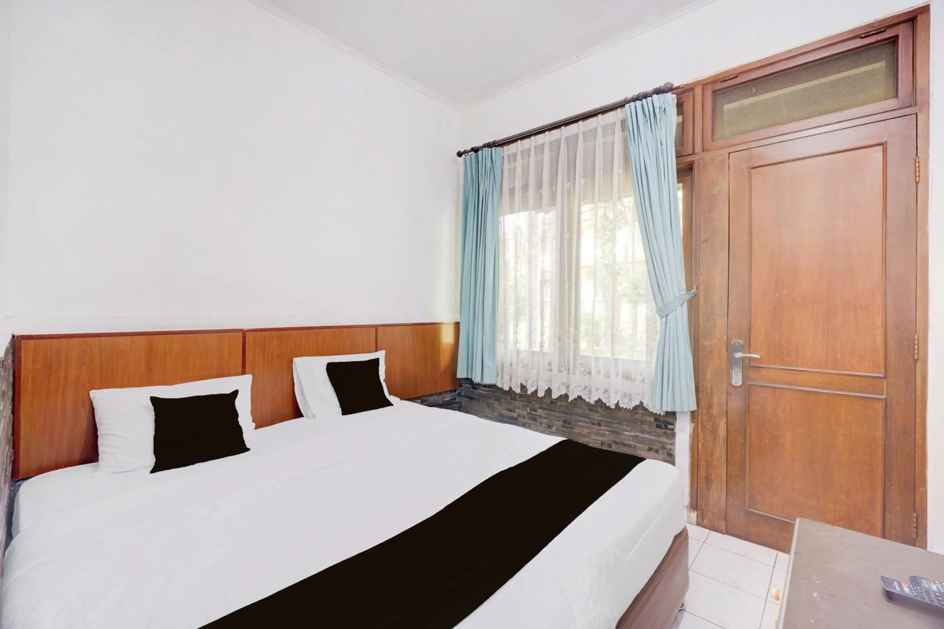 Bedroom, Bed in Dancenter Bogor near Taman Safari formerly Hotel Rudian 1