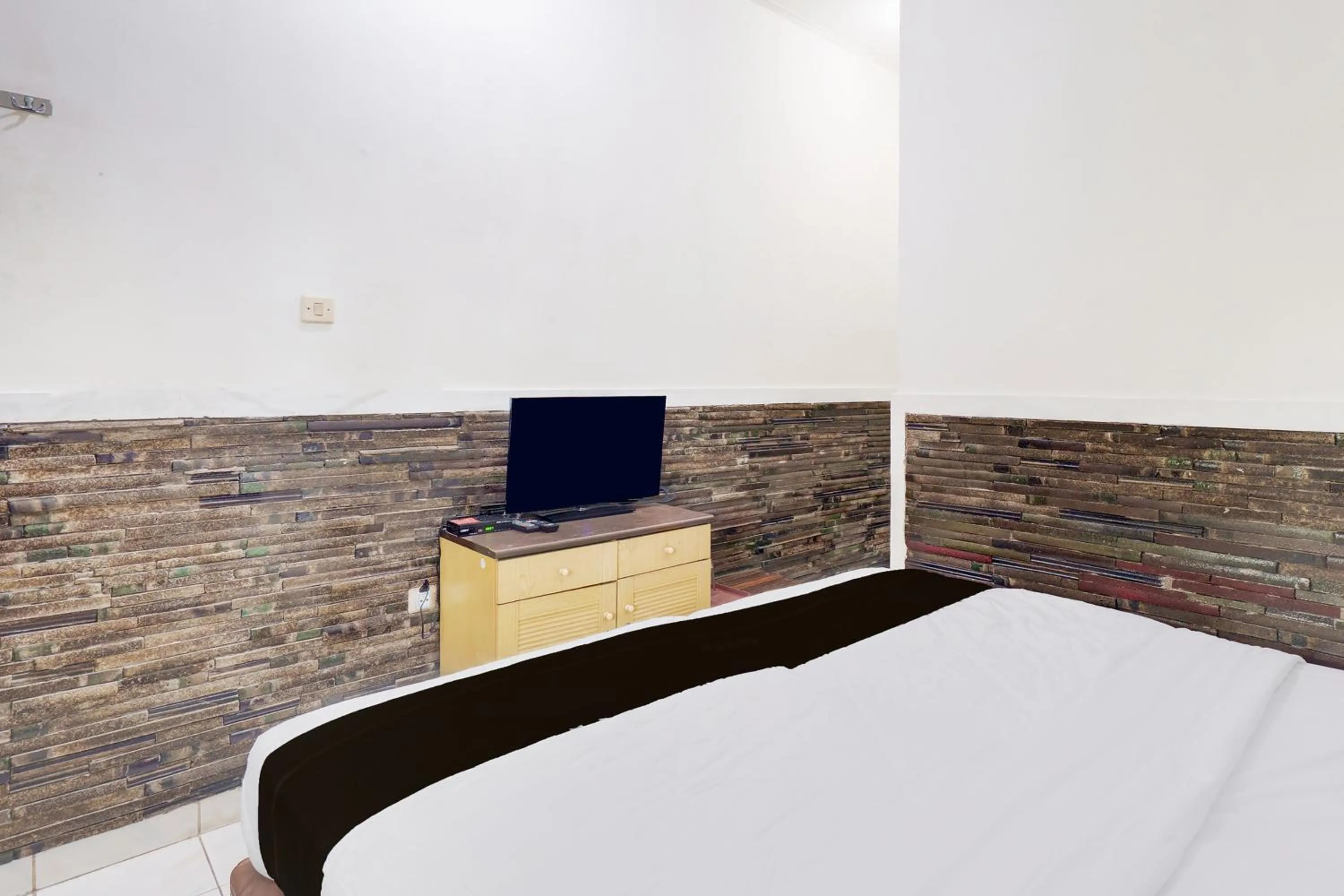 Bedroom, Bed in Dancenter Bogor near Taman Safari formerly Hotel Rudian 1