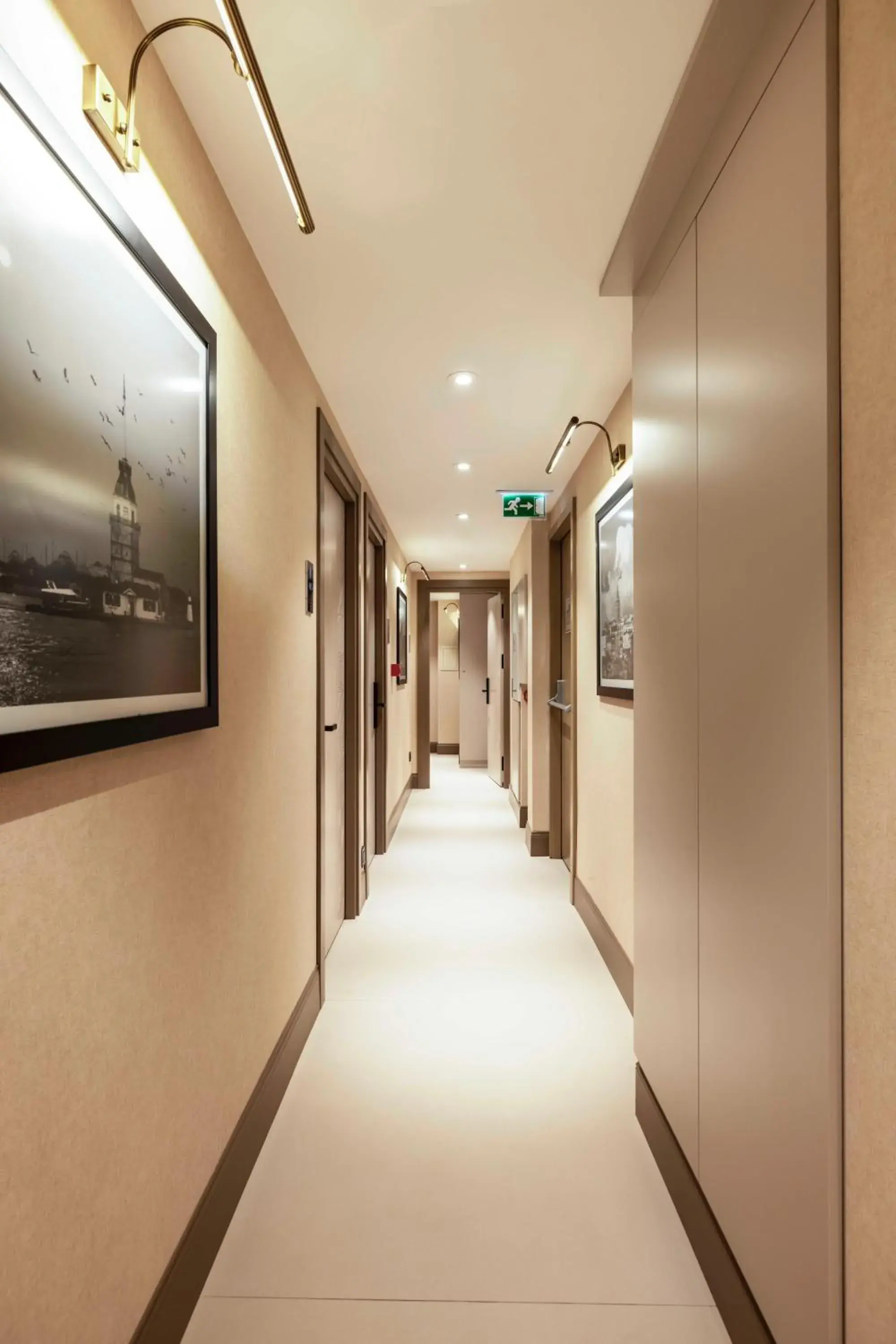 Property building in Emilion Hotel Property building in Emilion Hotel