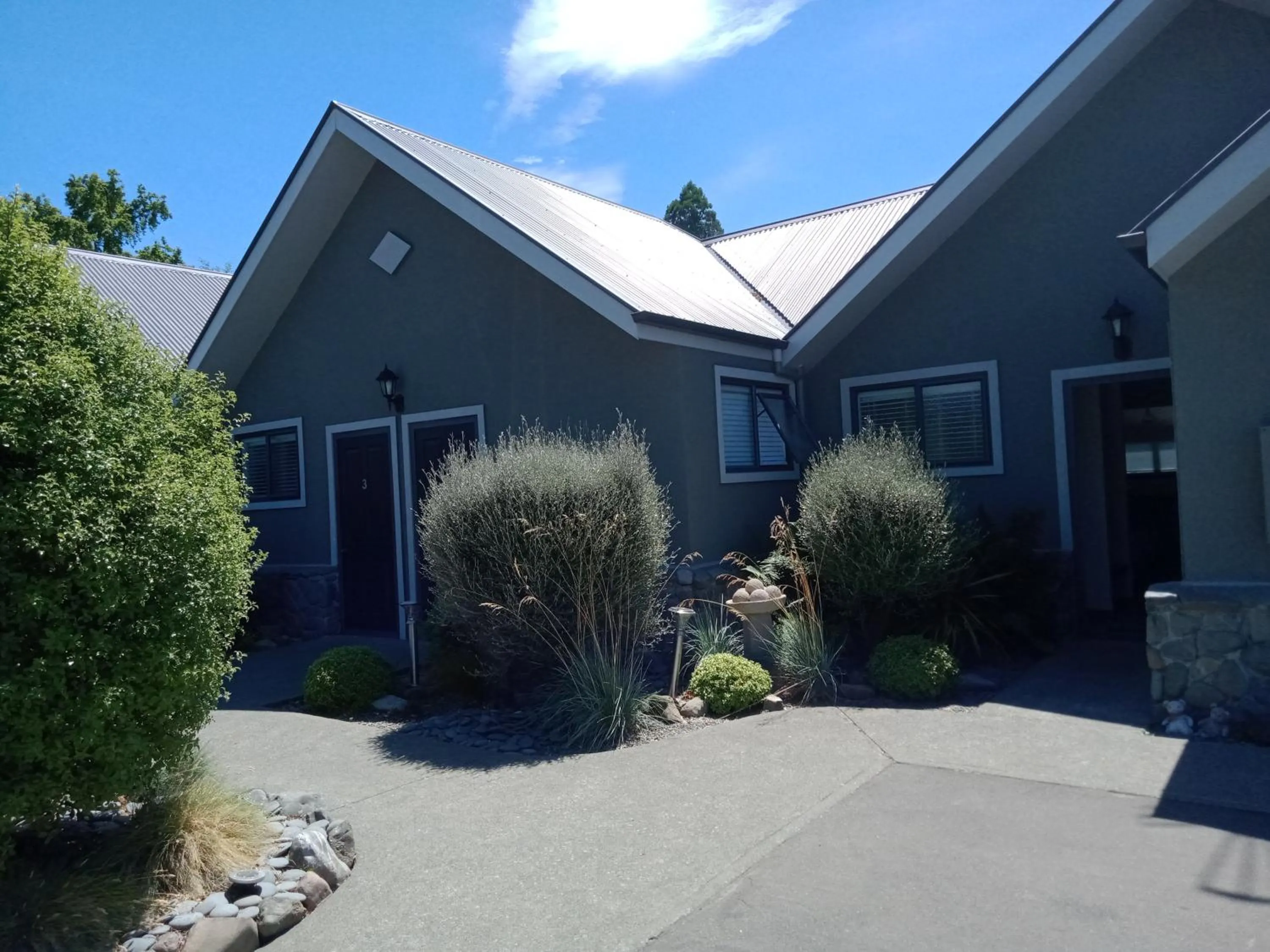Property building in Four Peaks Motel