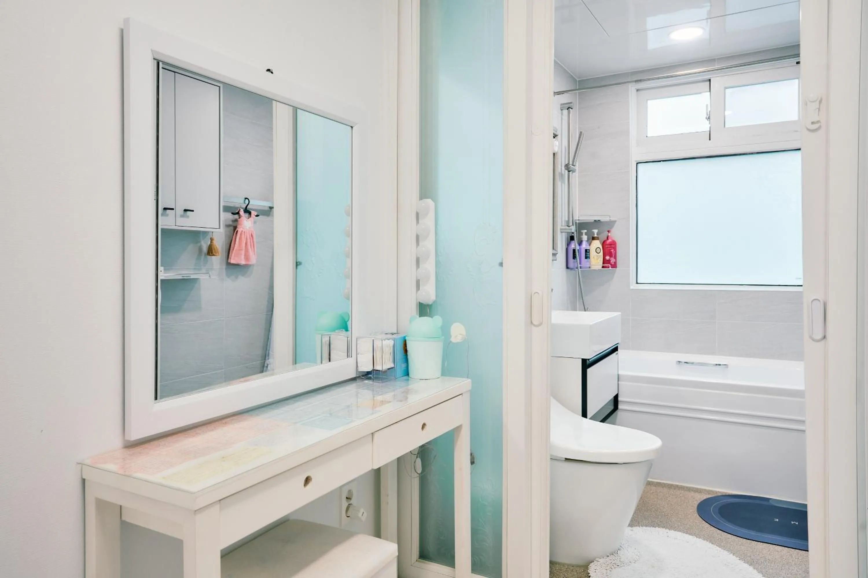 Shower in Garosugil Homestay - Female Only