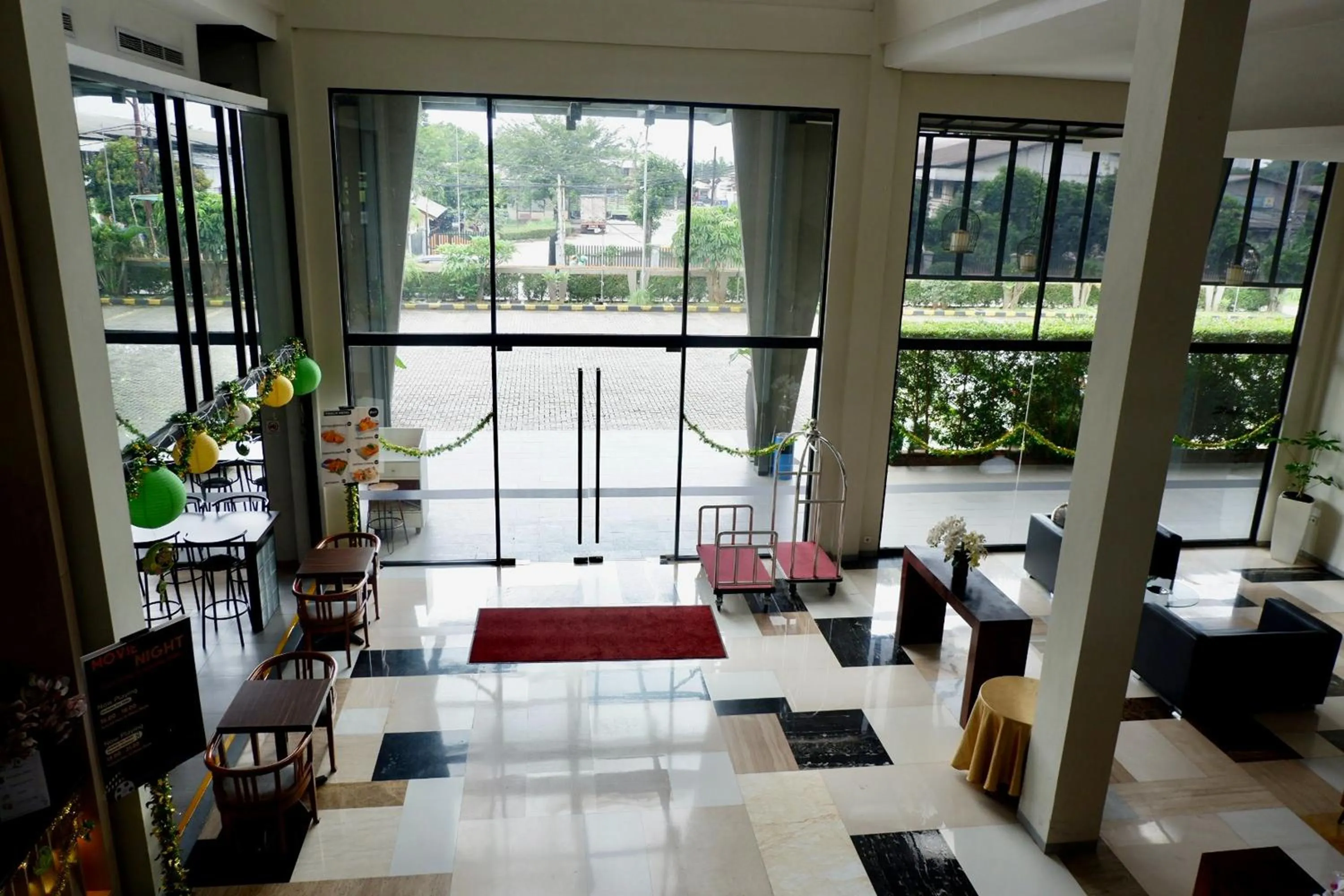 Lobby or reception in Lemo Hotel Serpong