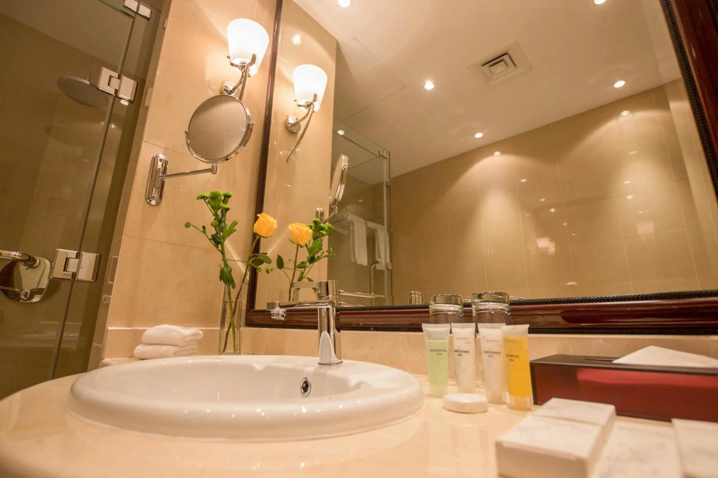 Bathroom in Premium Strato Hotel