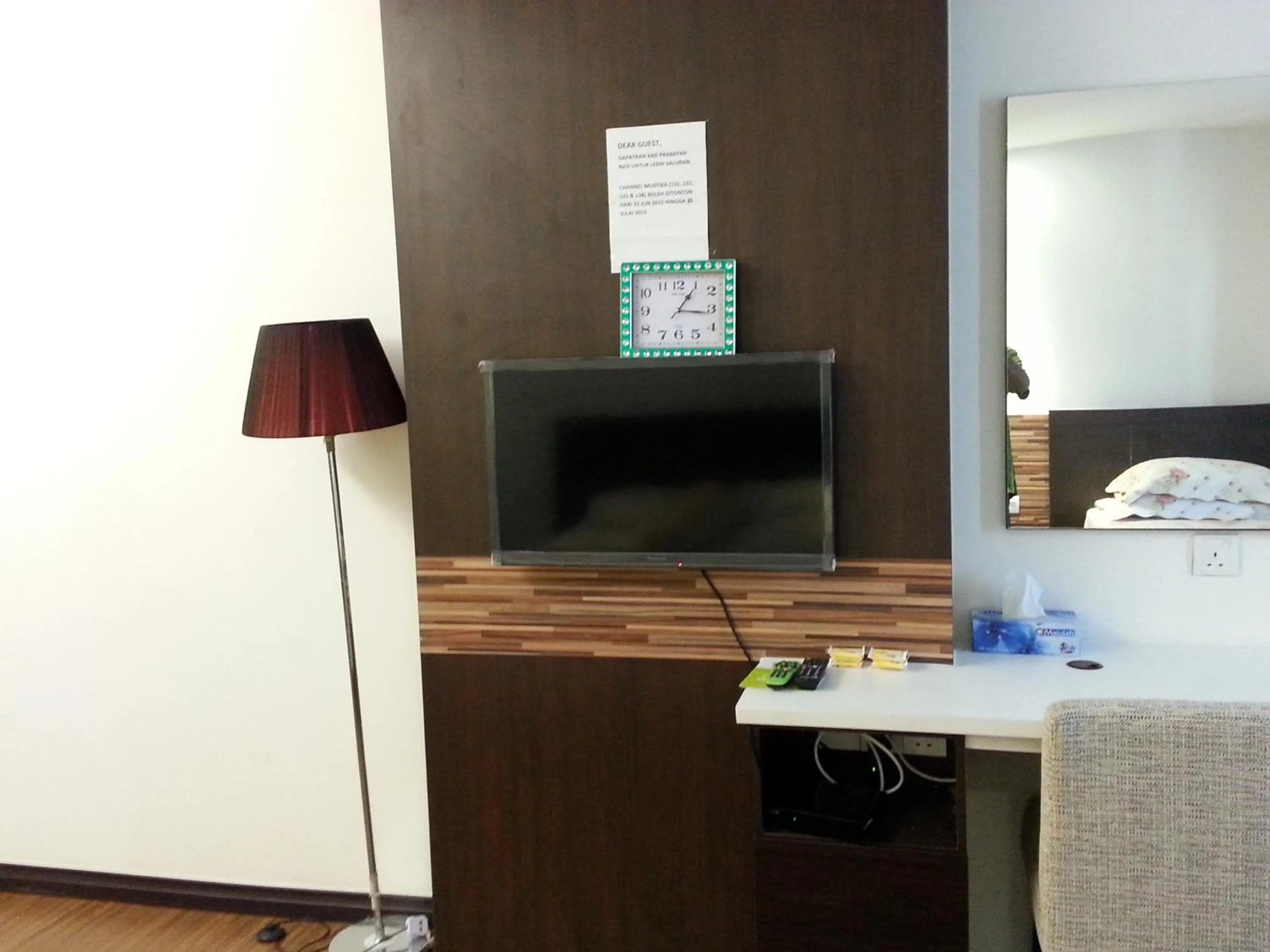 TV and multimedia in Best Studio Guest House