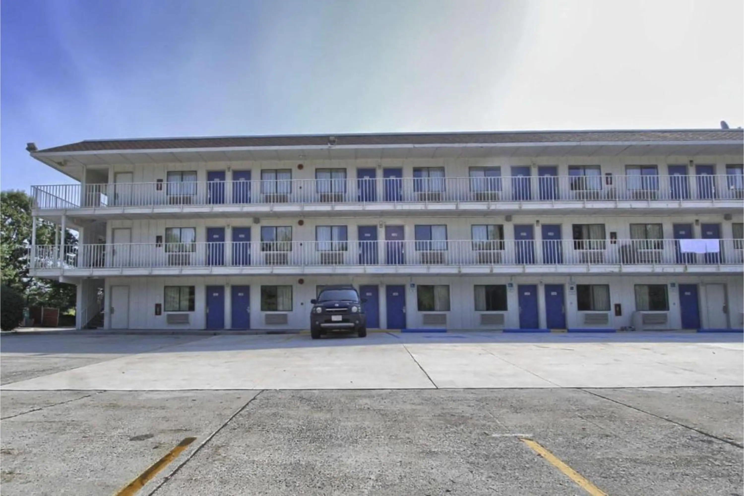 Facade/entrance in Cumberland Inn By OYO New Cumberland-Hershey South