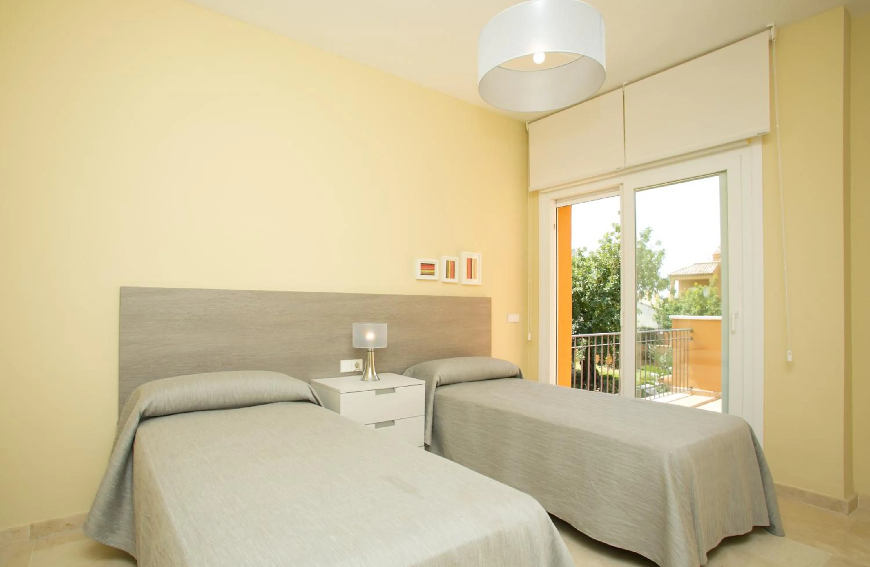 Day, Bed in Villas Altos De Marbella