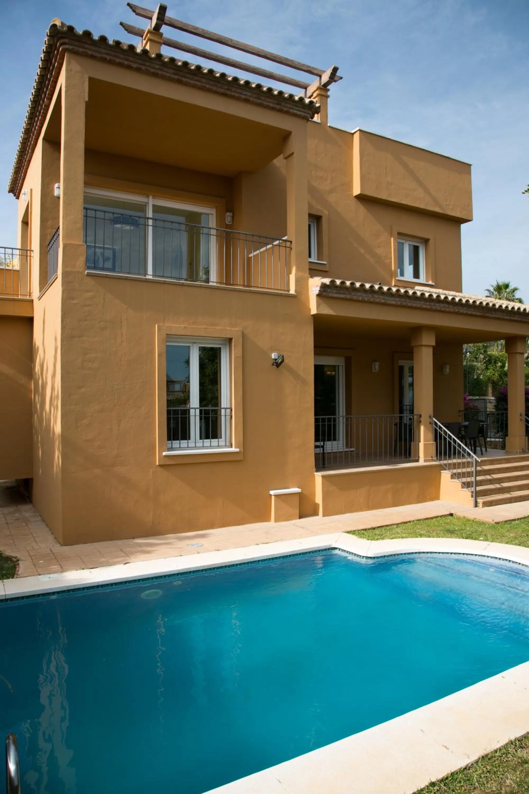 Property building in Villas Altos De Marbella
