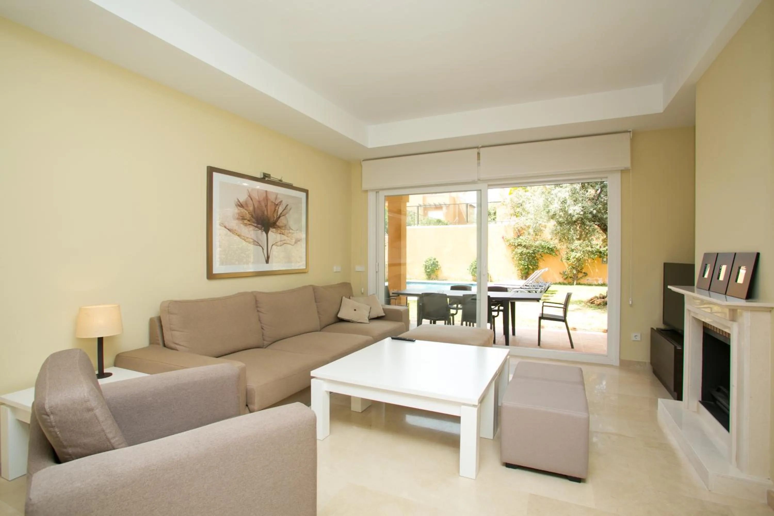 Day in Villas Altos De Marbella