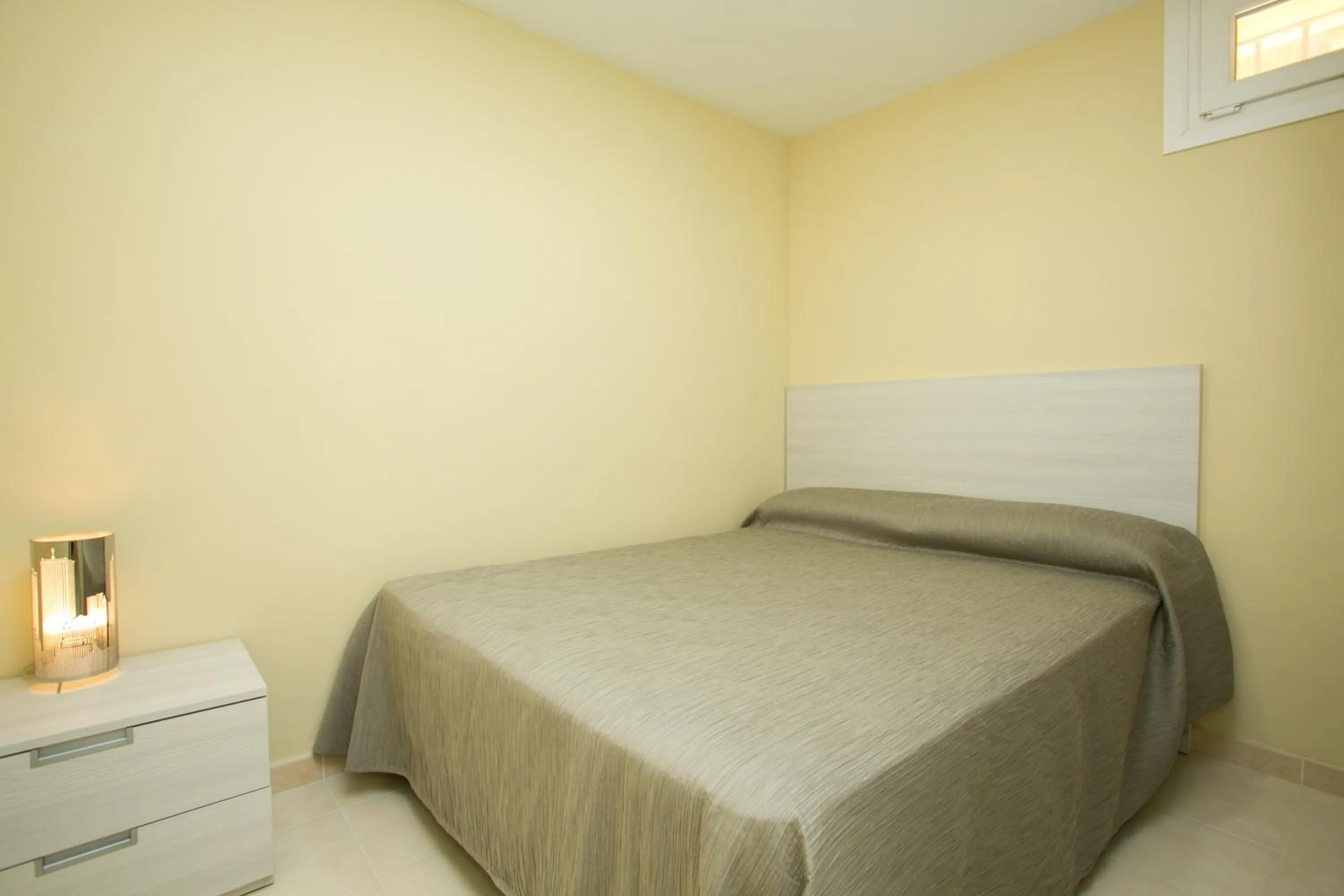 Photo of the whole room, Bed in Villas Altos De Marbella