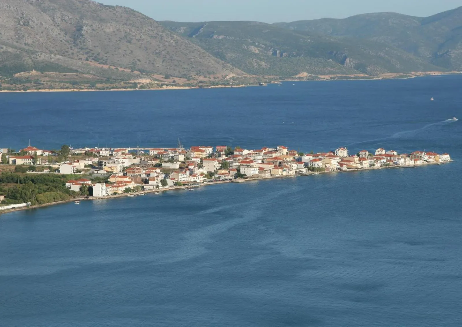 Location in Anemos Villas