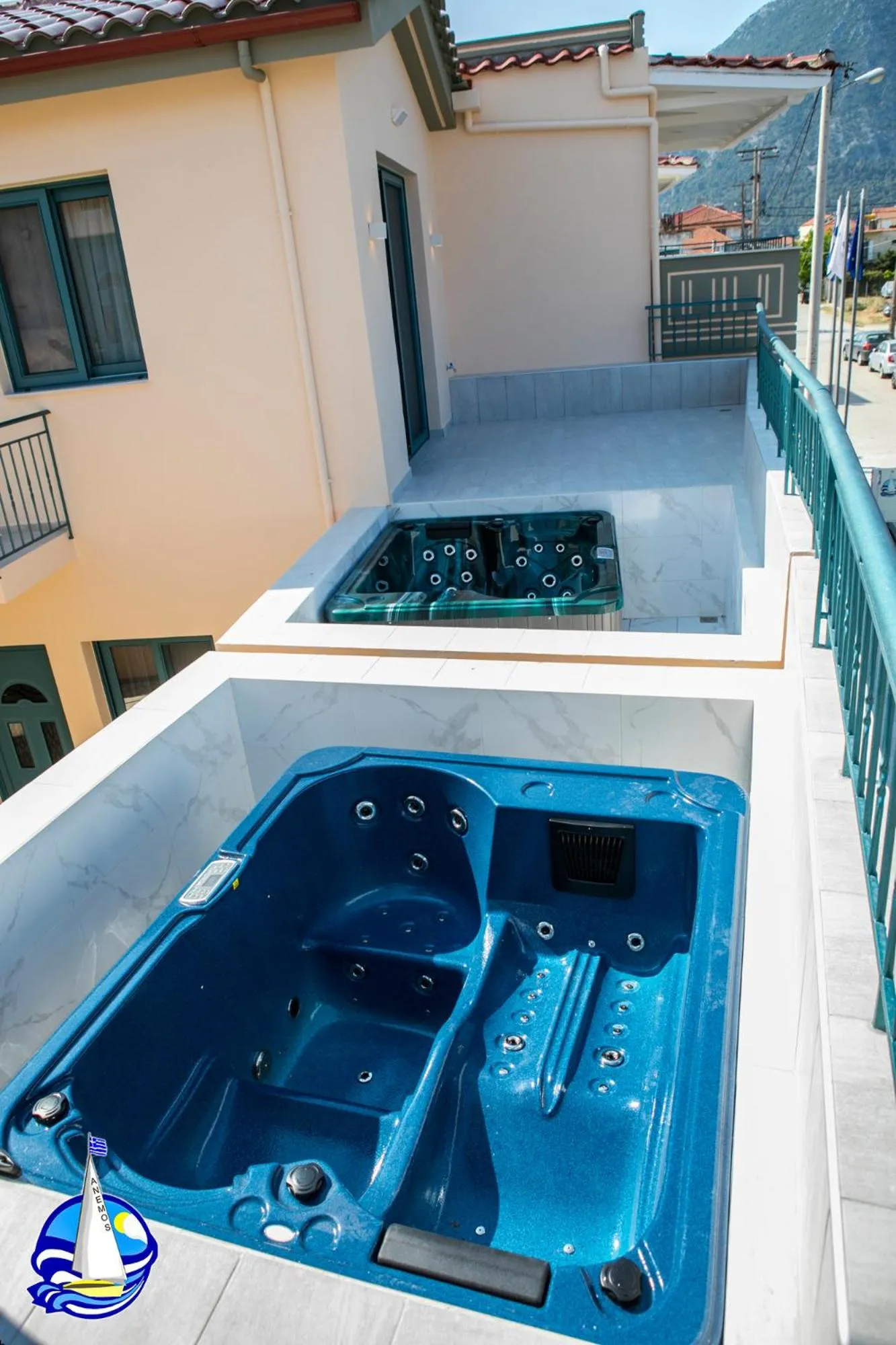 Hot Tub in Anemos Villas