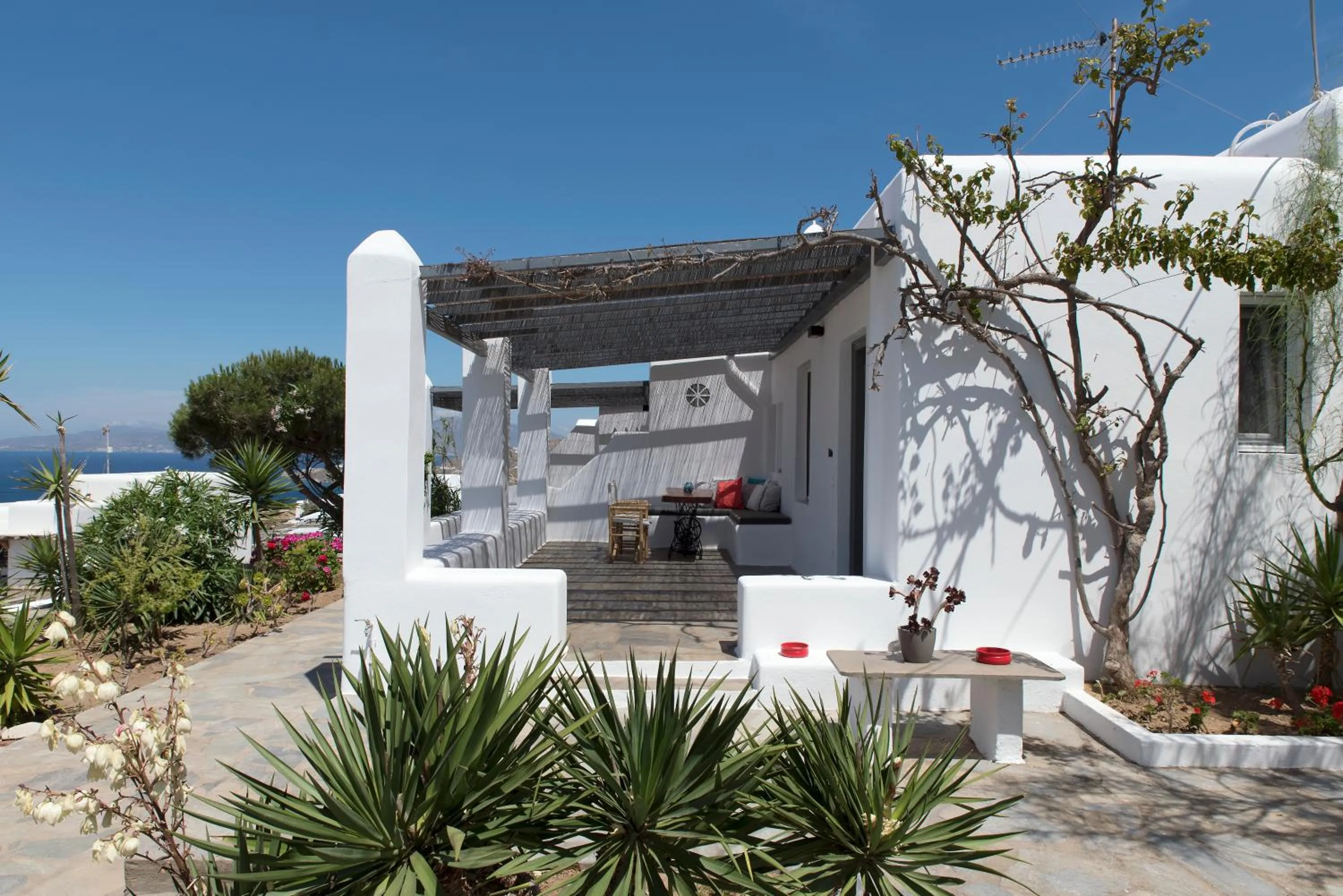 Balcony/Terrace in Bellou Suites