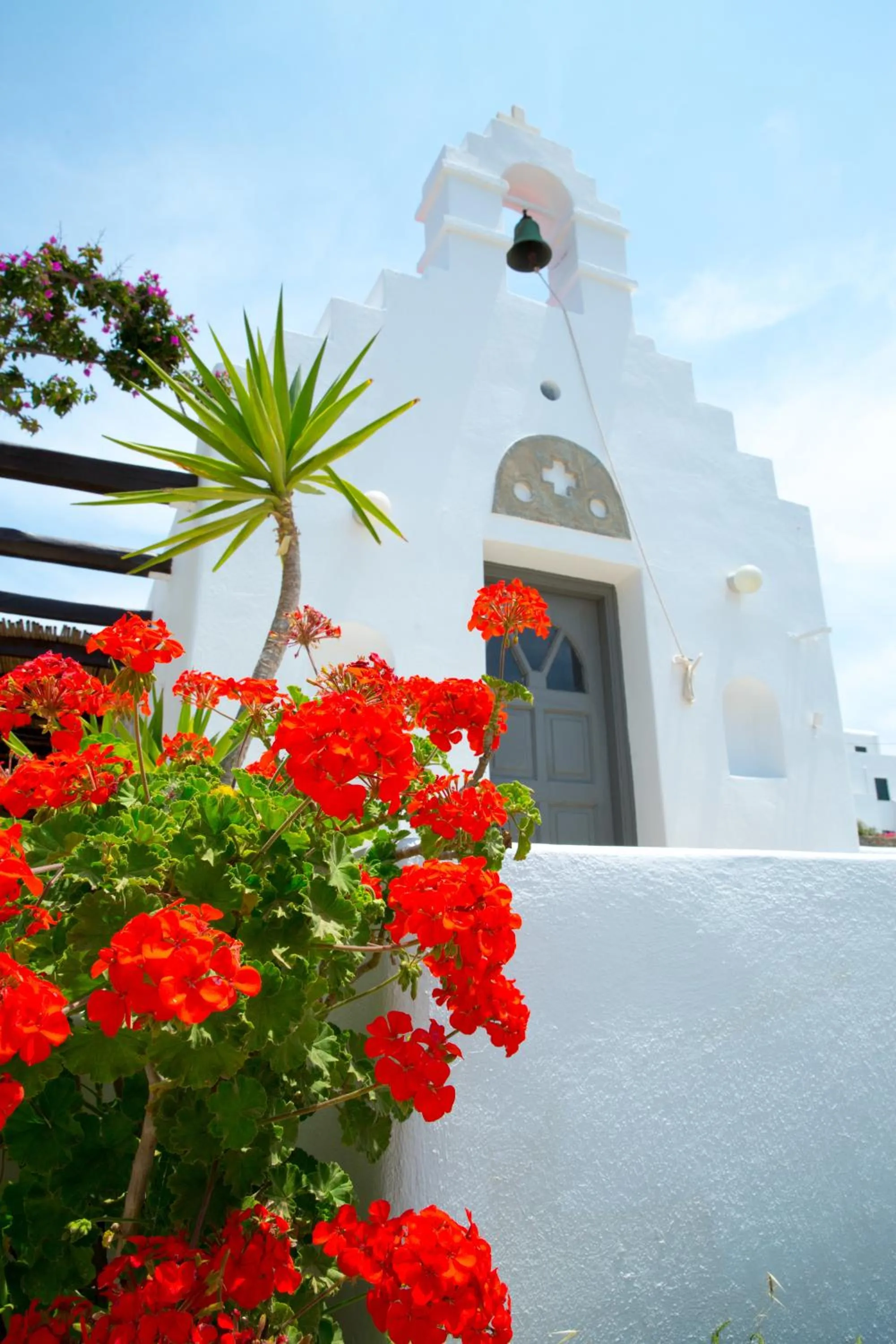 Spring in Bellou Suites