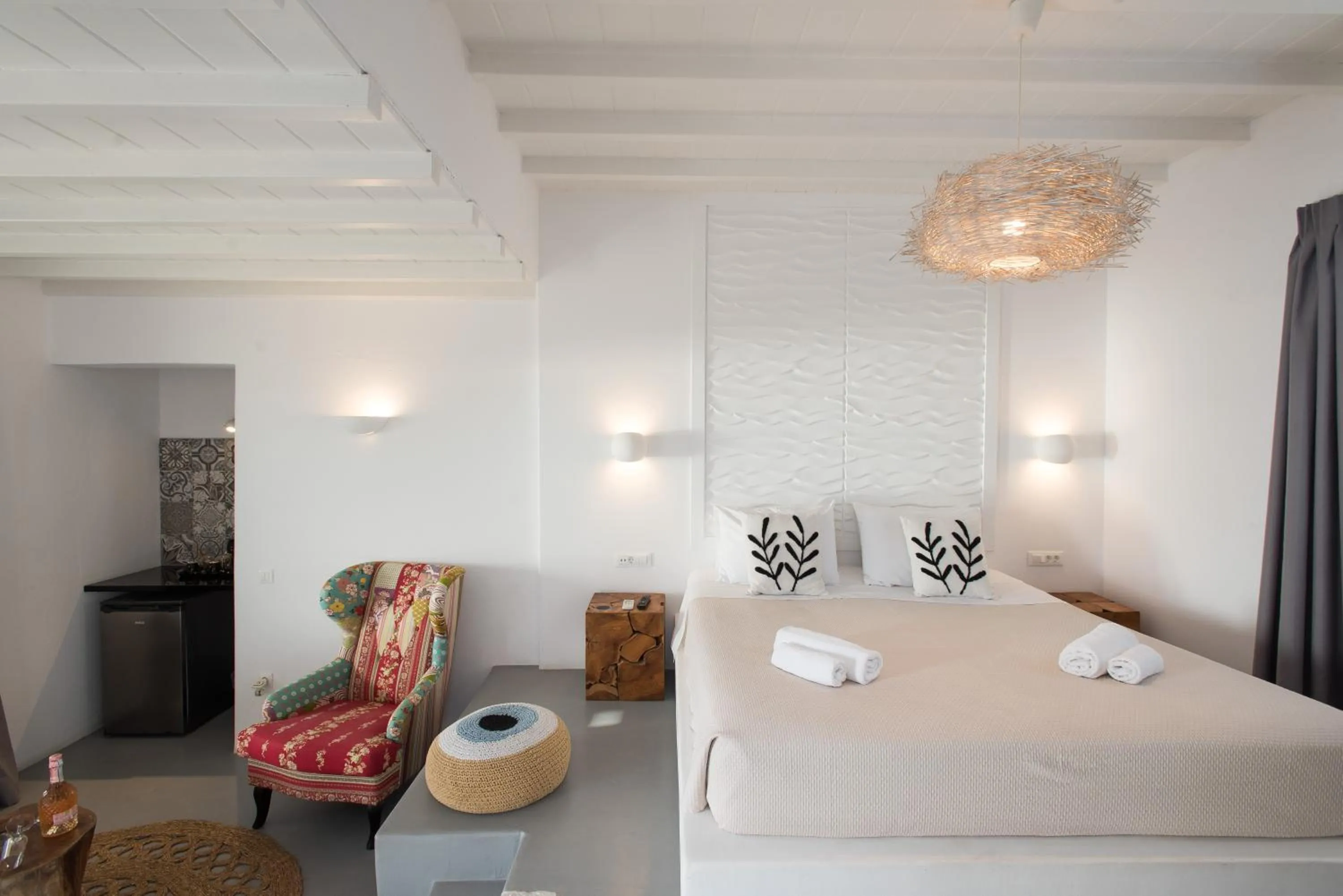 Bed in Bellou Suites