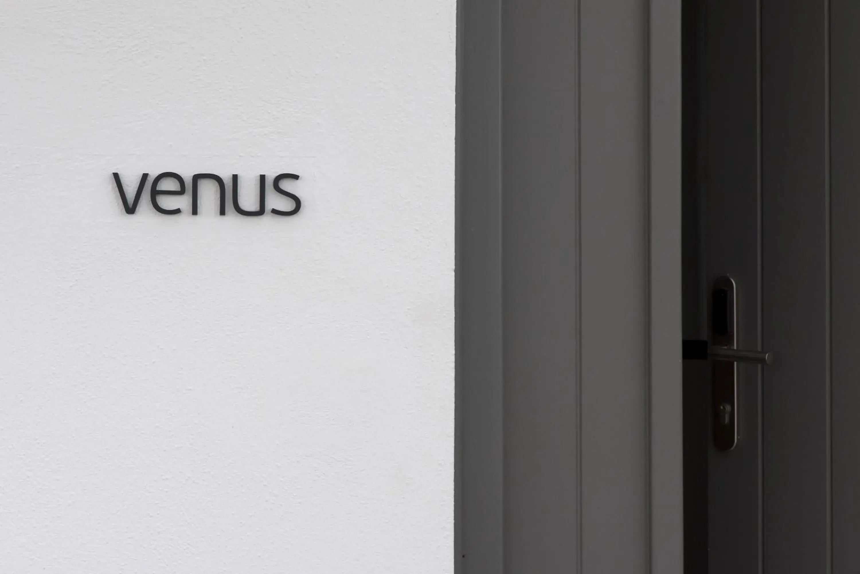 Deluxe Double Room with Sea View in Bellou Suites Deluxe Double Room with Sea View in Bellou Suites