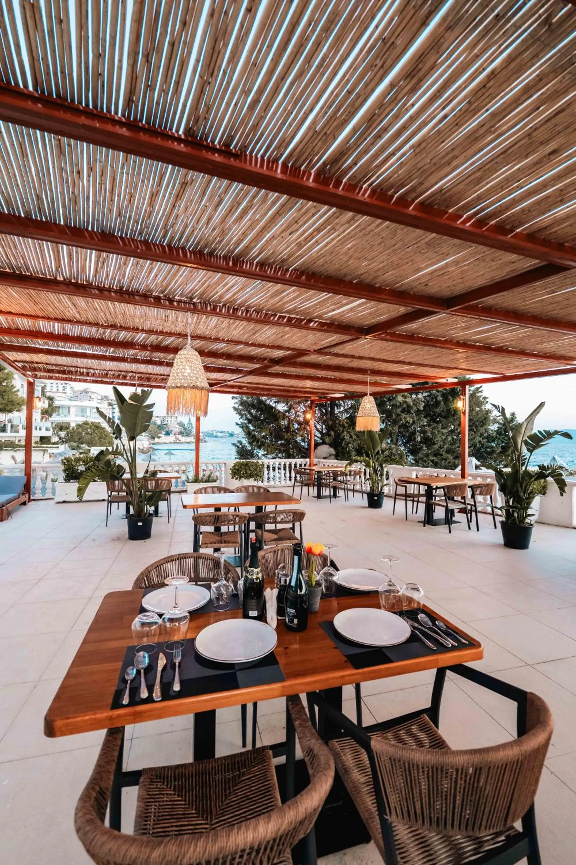 Restaurant/places to eat in Hotel Sejko