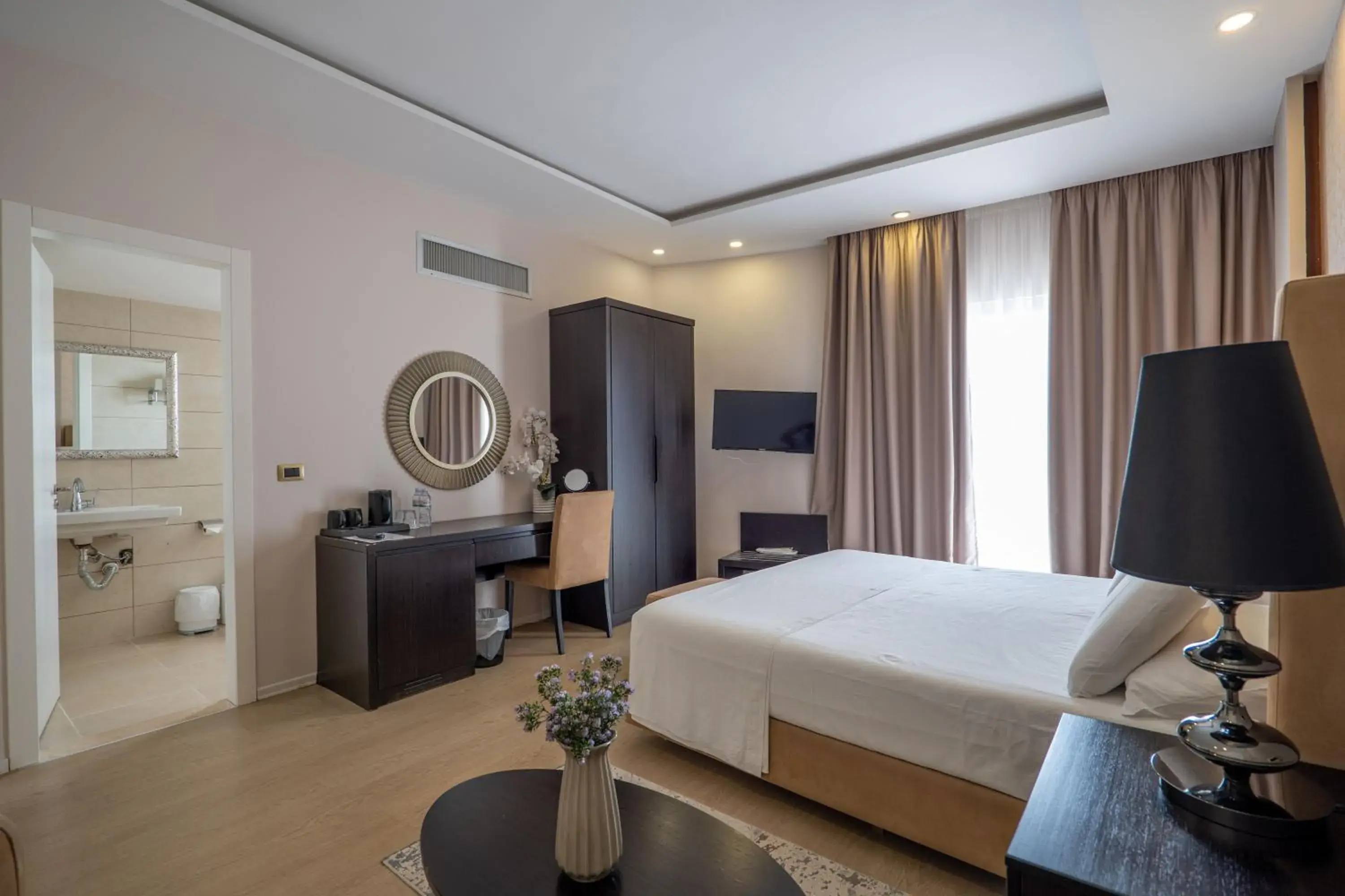 Bed in Hotel Sejko Bed in Hotel Sejko