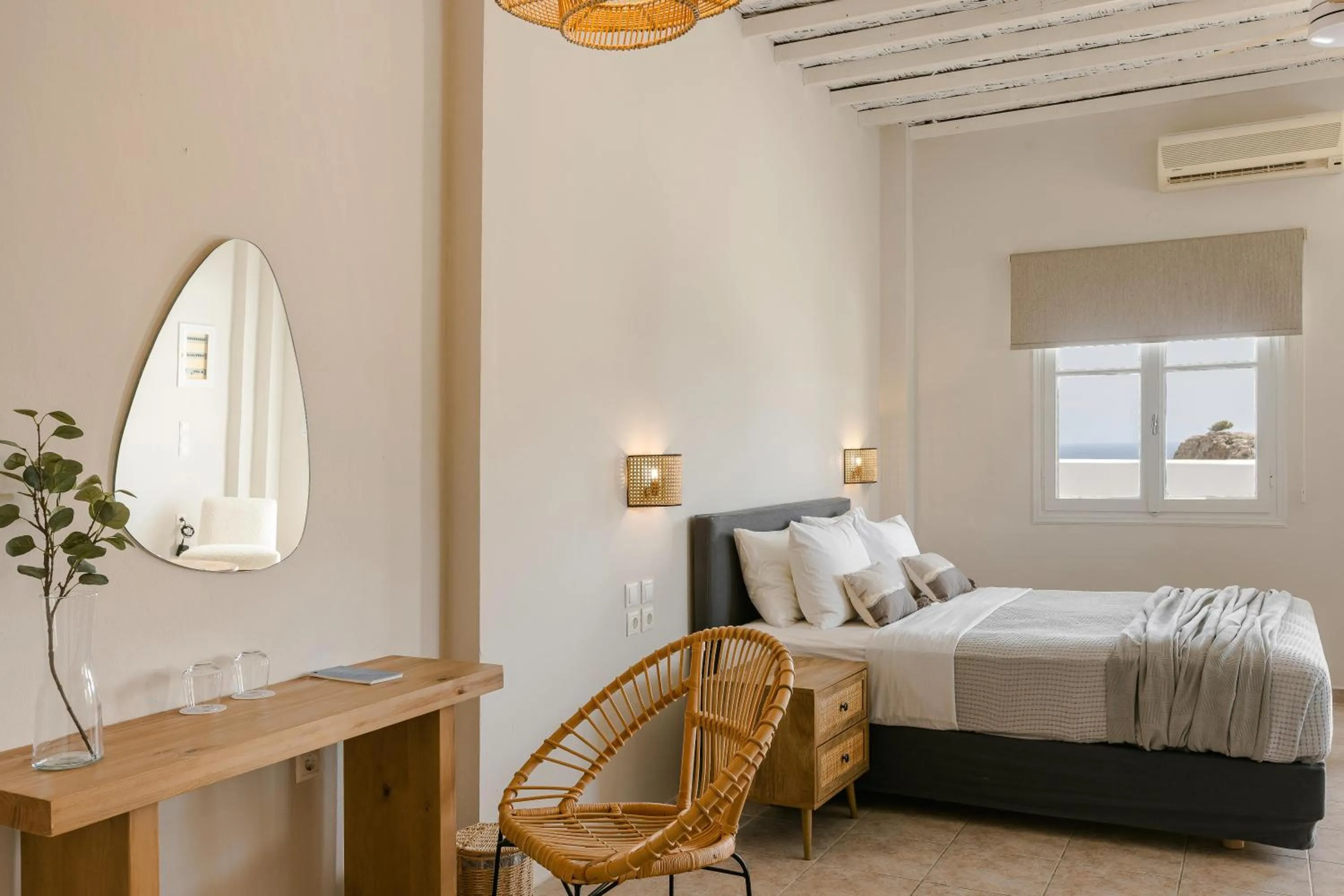 Bed in Milaki Kimolos