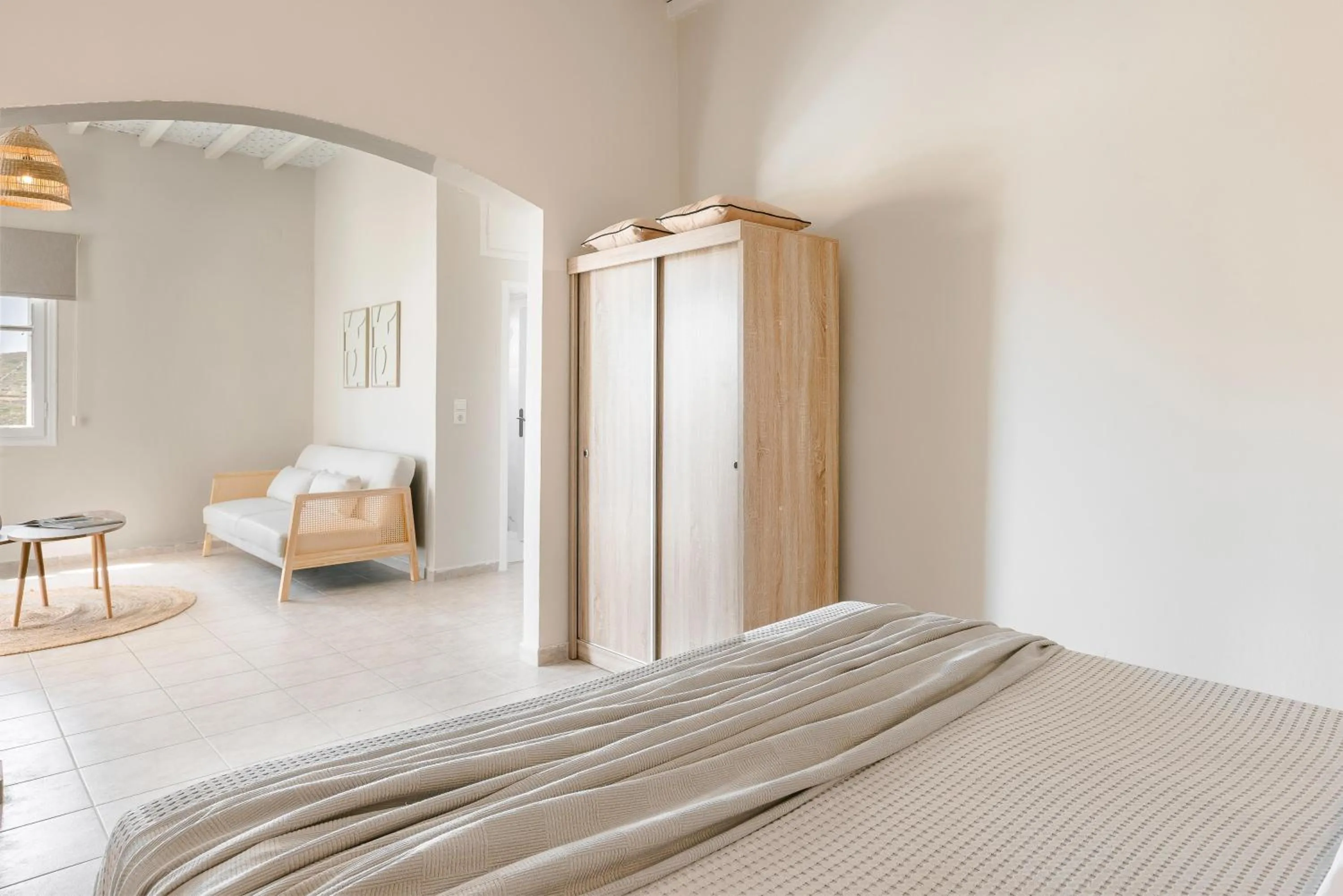 Bedroom, Bed in Milaki Kimolos
