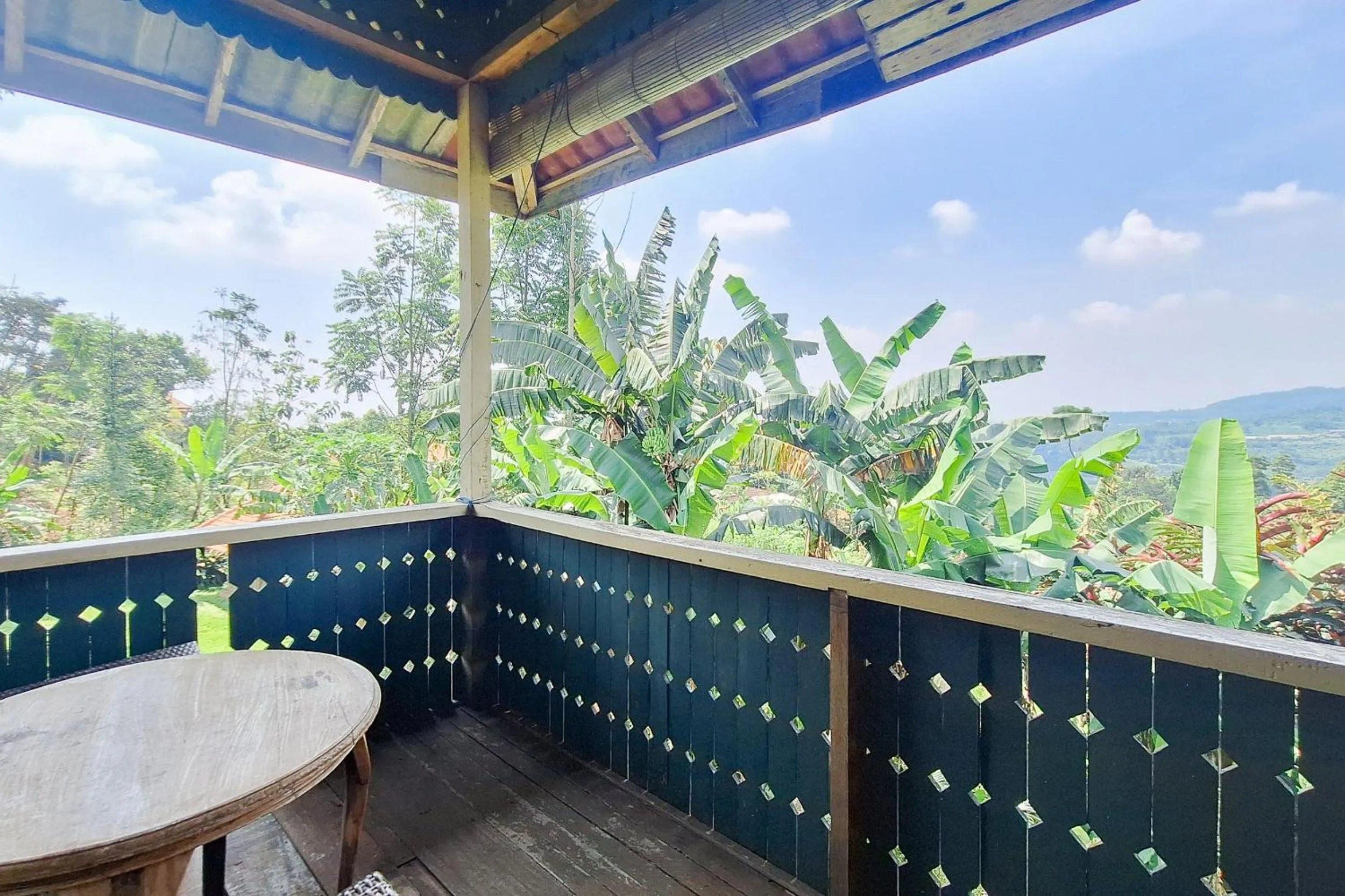 Villa Paul Pamijahan RedPartner