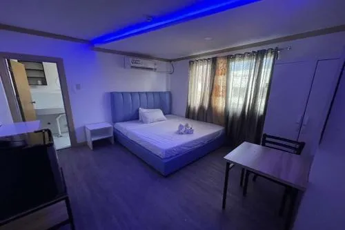 JM Lodge near Clark Airport