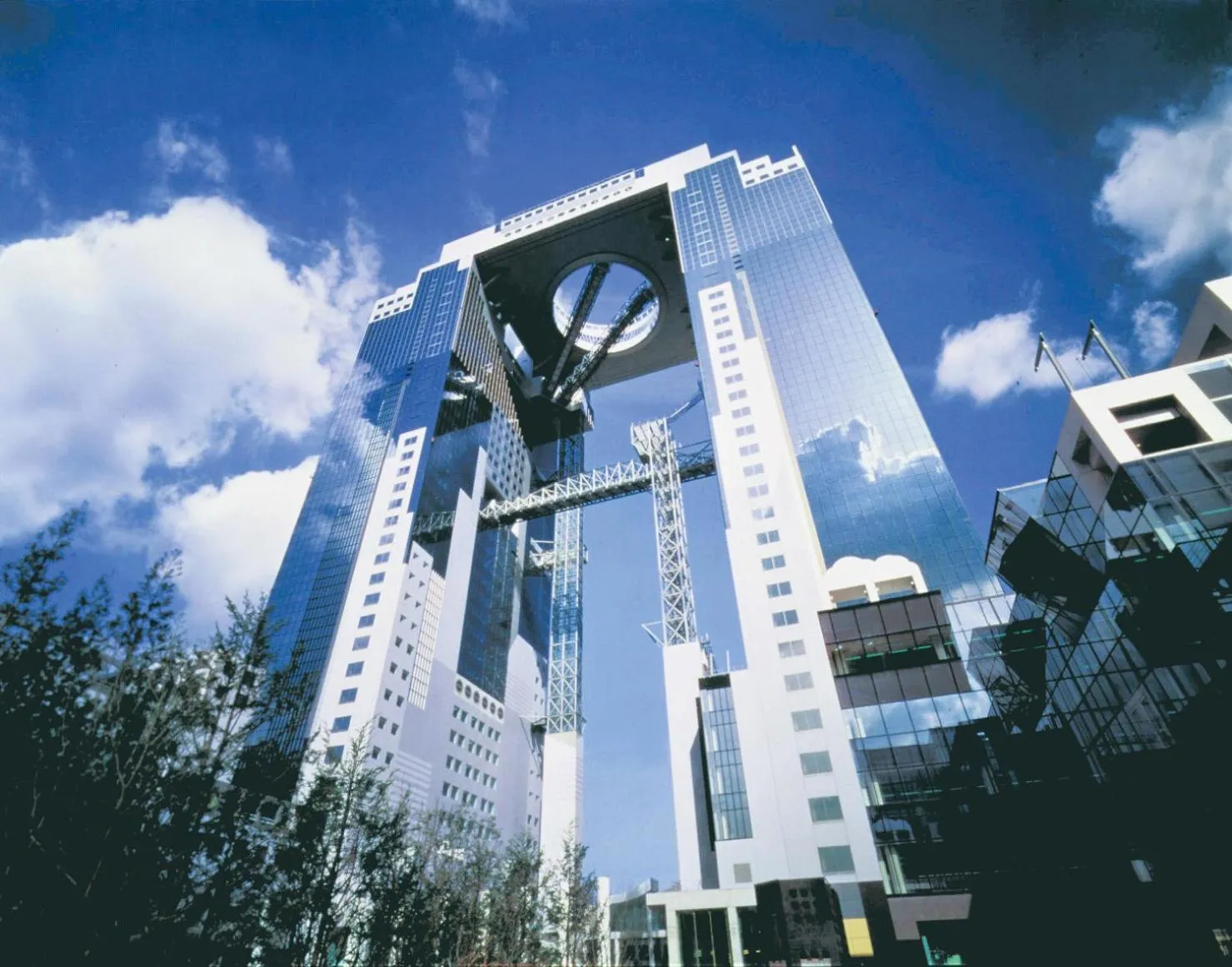 Nearby landmark in THE RISE Osaka Universal Bayside