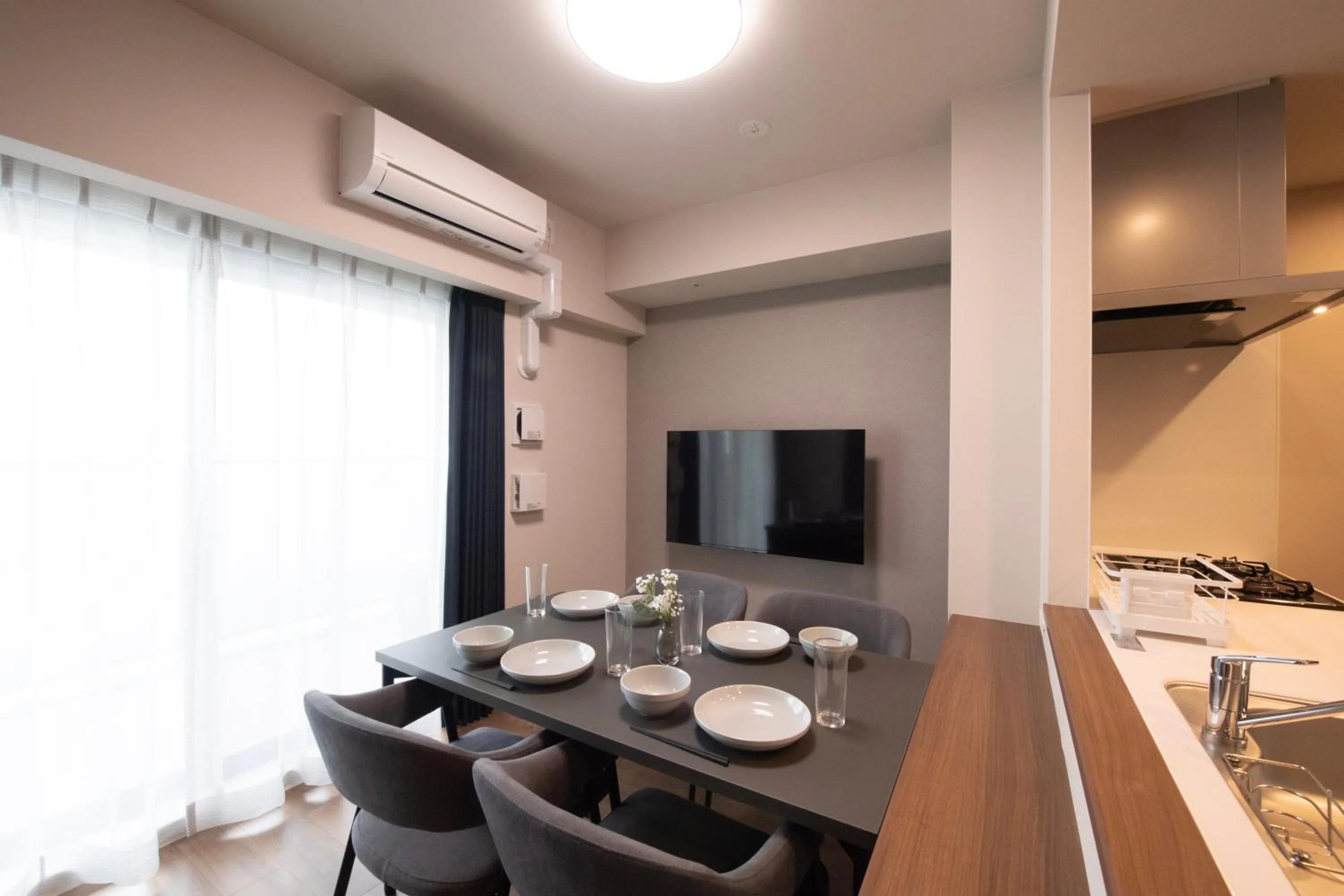 TV and multimedia in THE RISE Osaka Universal Bayside
