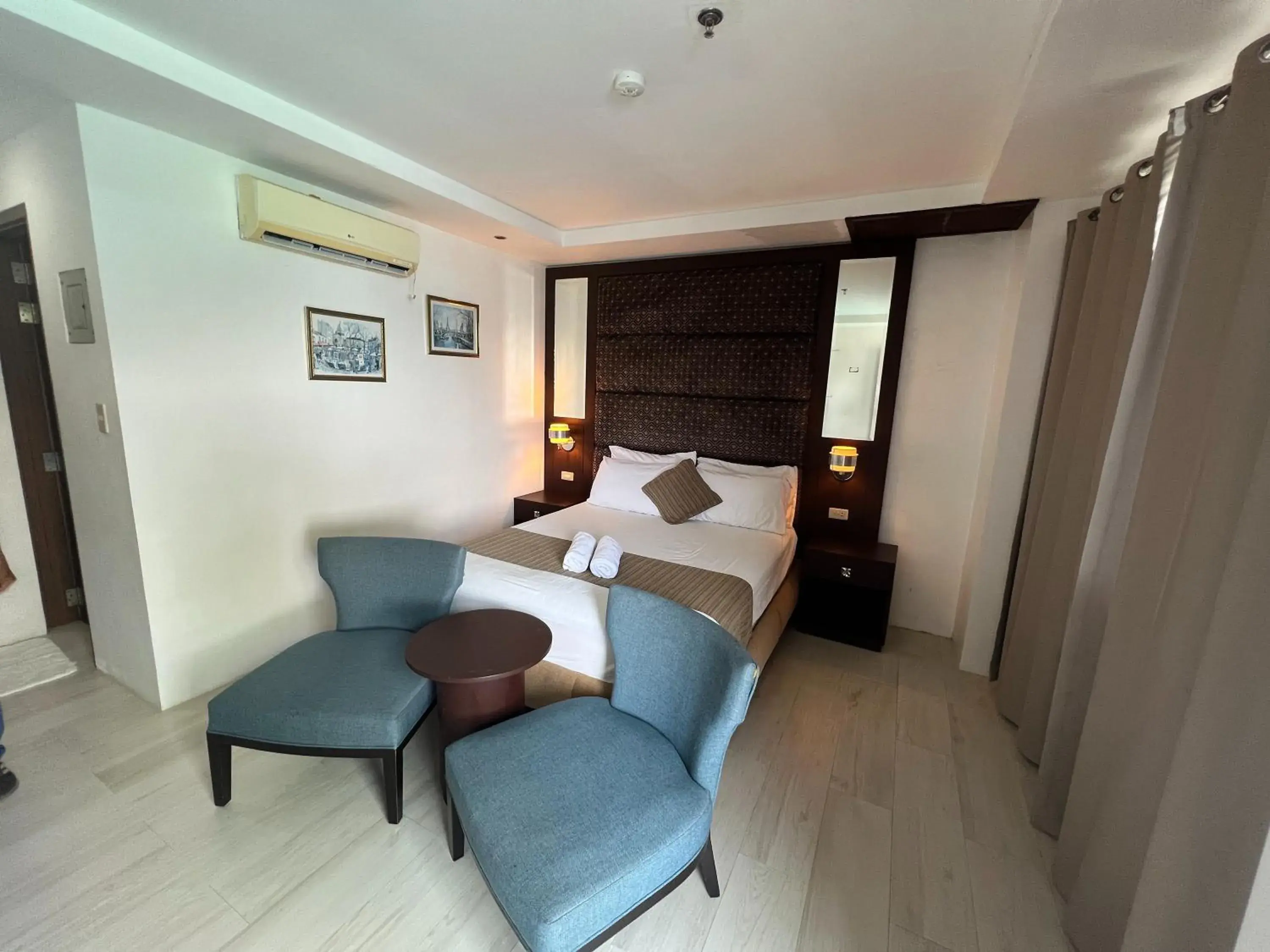 Bed in Subiza Beach Resort Bed in Subiza Beach Resort