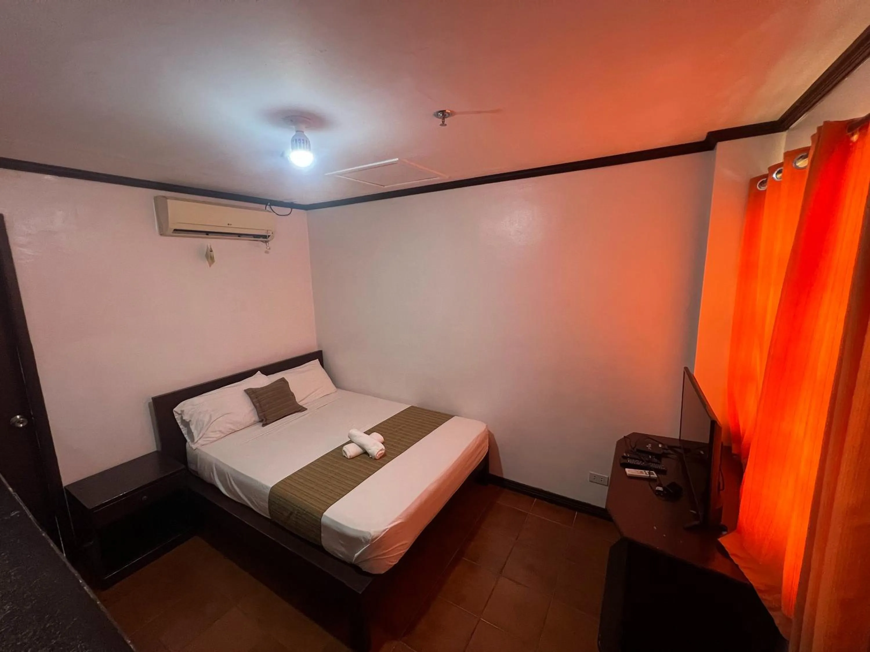 Bedroom, Bed in Subiza Beach Resort