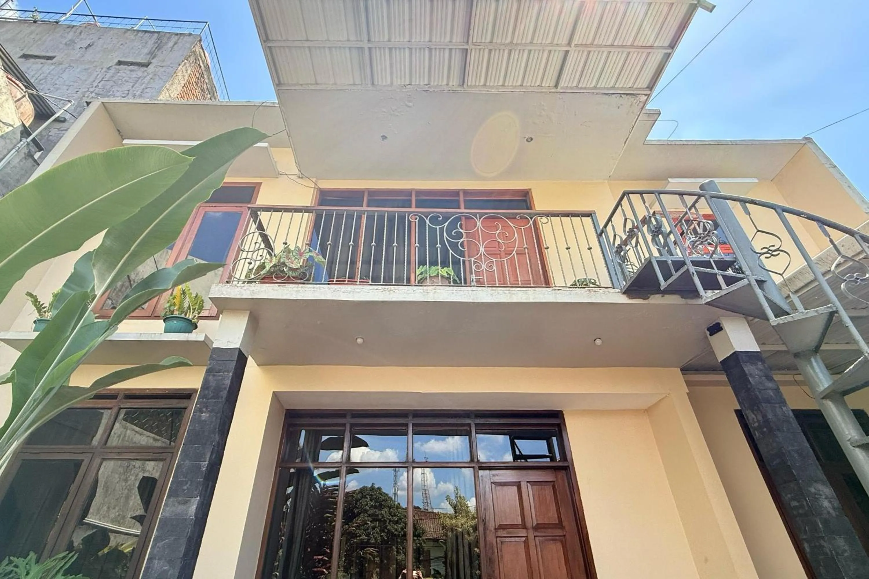 Property building in Hazel House Bandung