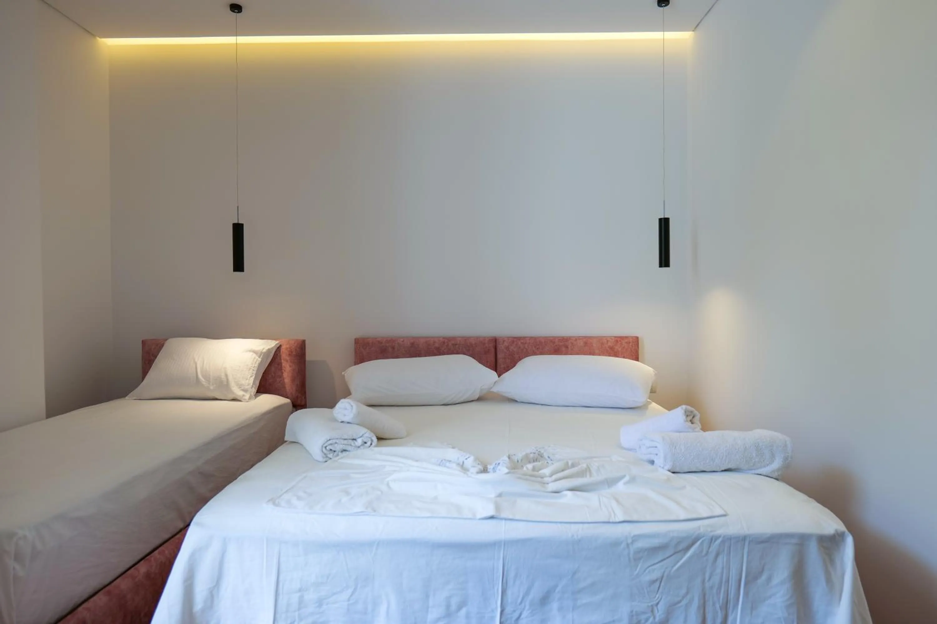 Photo of the whole room, Bed in Hotel Havana