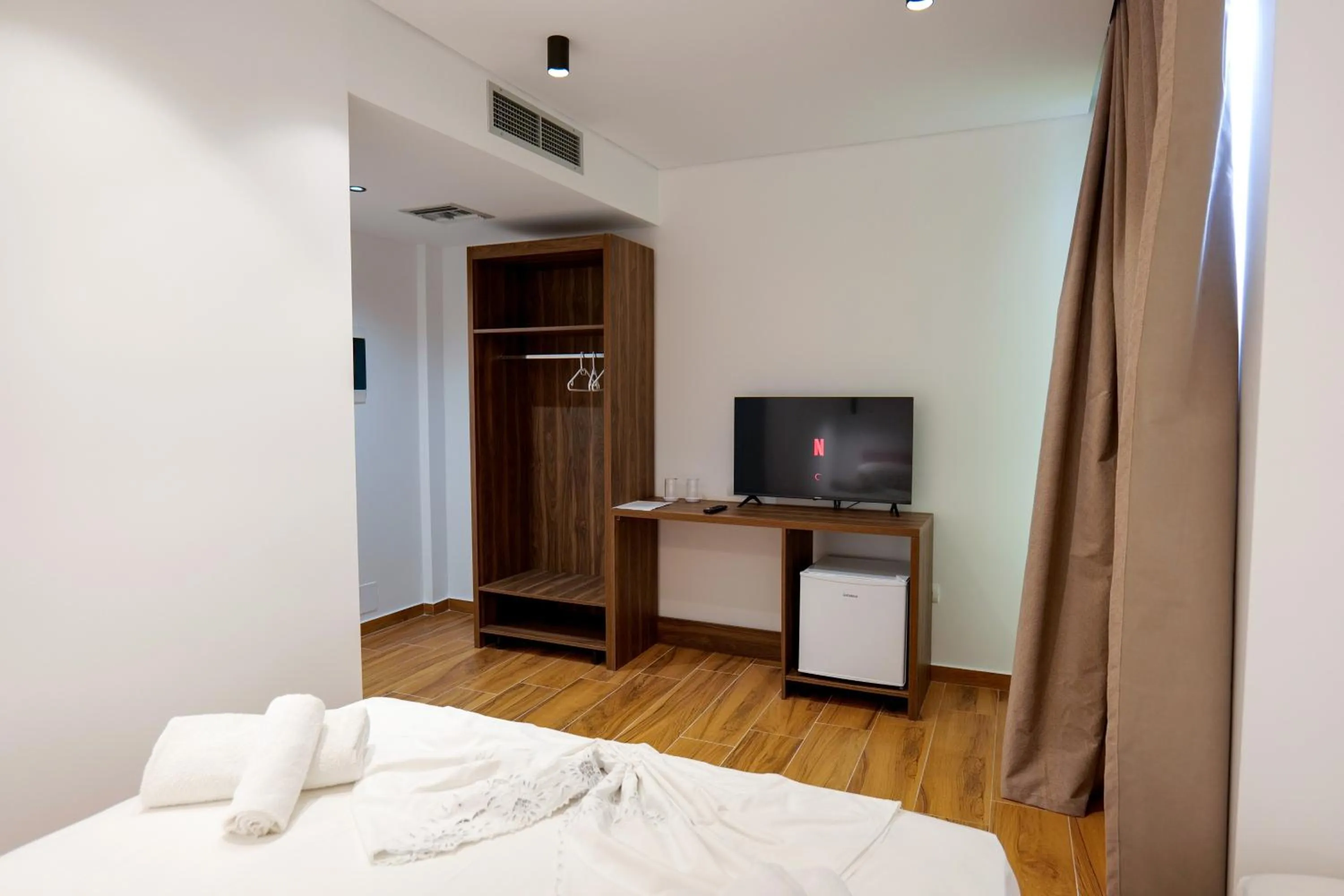 TV and multimedia, Bed in Hotel Havana