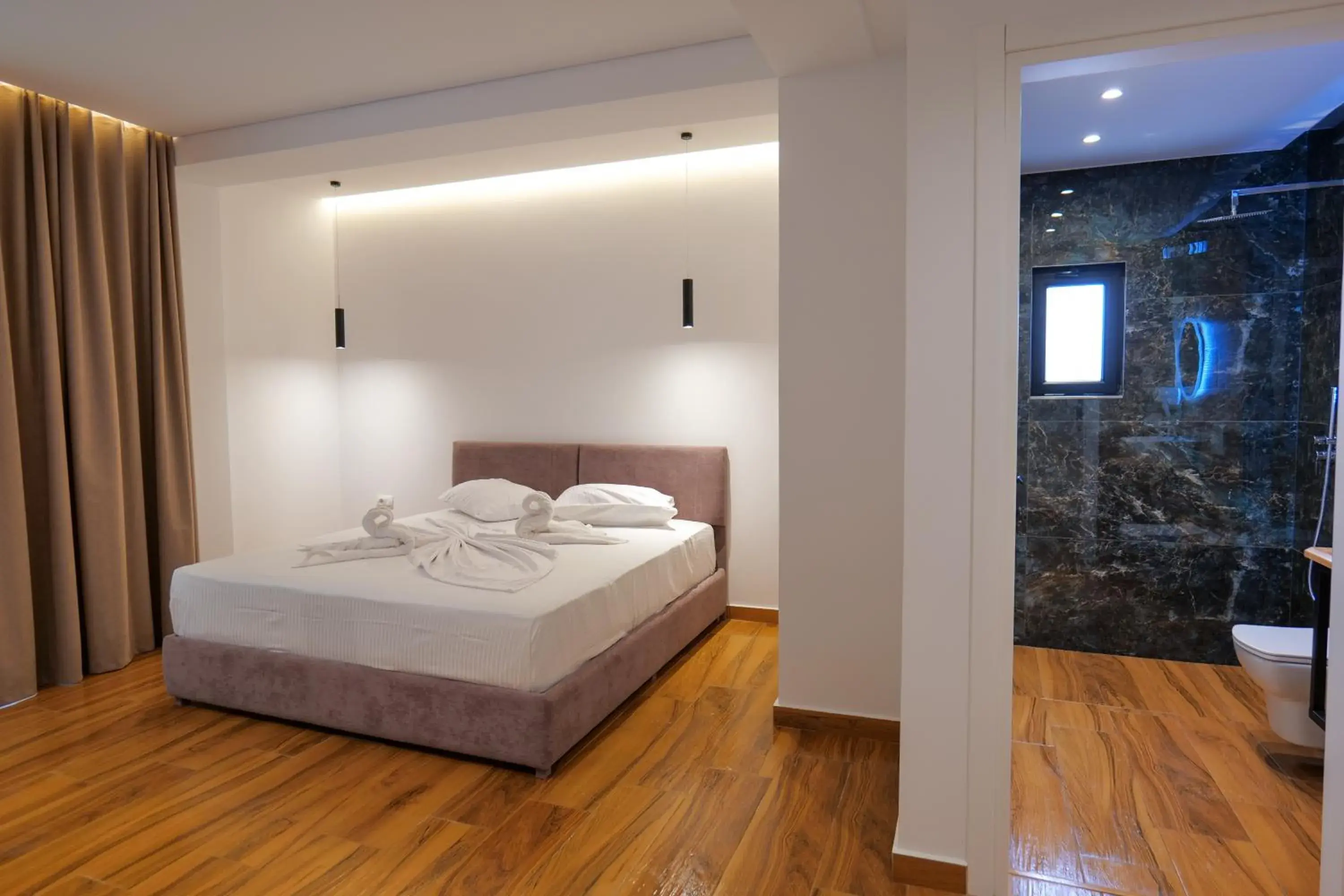 King Room with Balcony in Hotel Havana King Room with Balcony in Hotel Havana