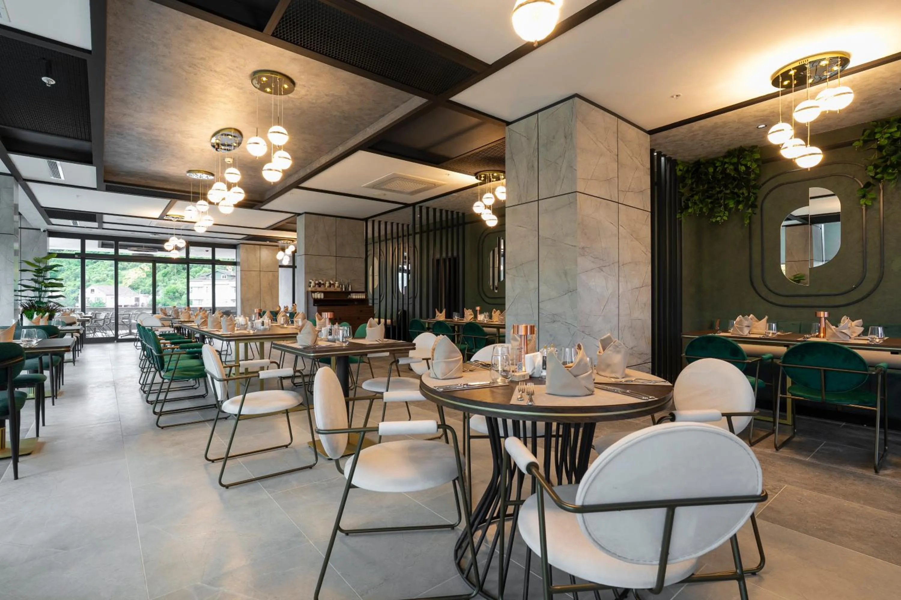 Restaurant/places to eat in Best Western Plus Trabzon