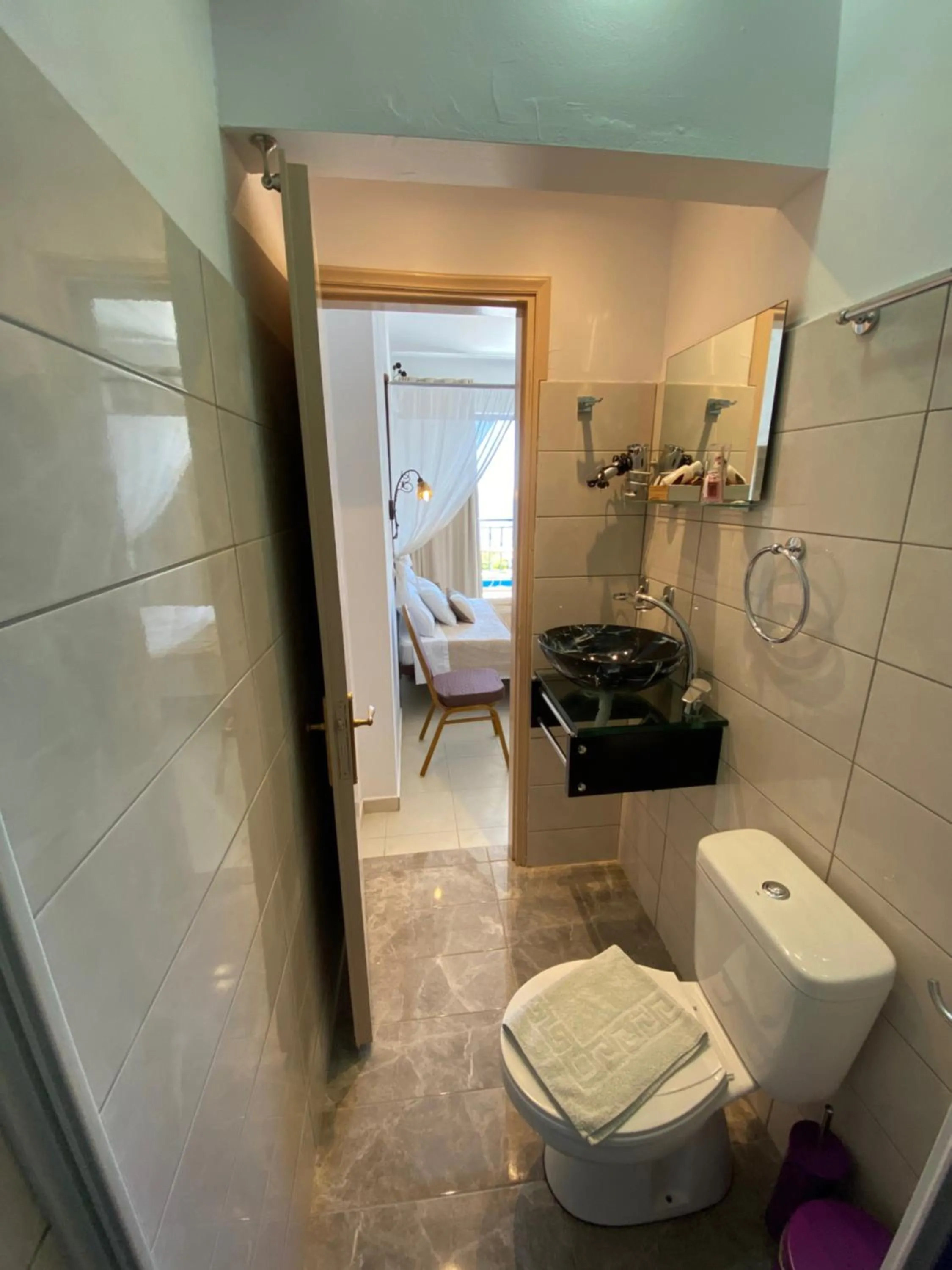 Anastasia Studios, Apartments & Suites