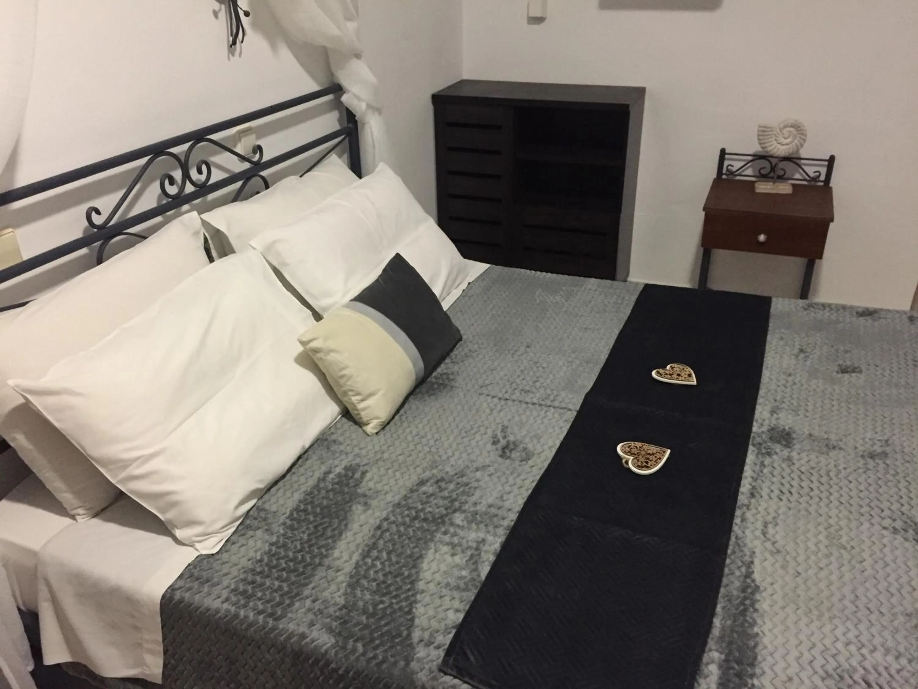 Anastasia Studios, Apartments & Suites