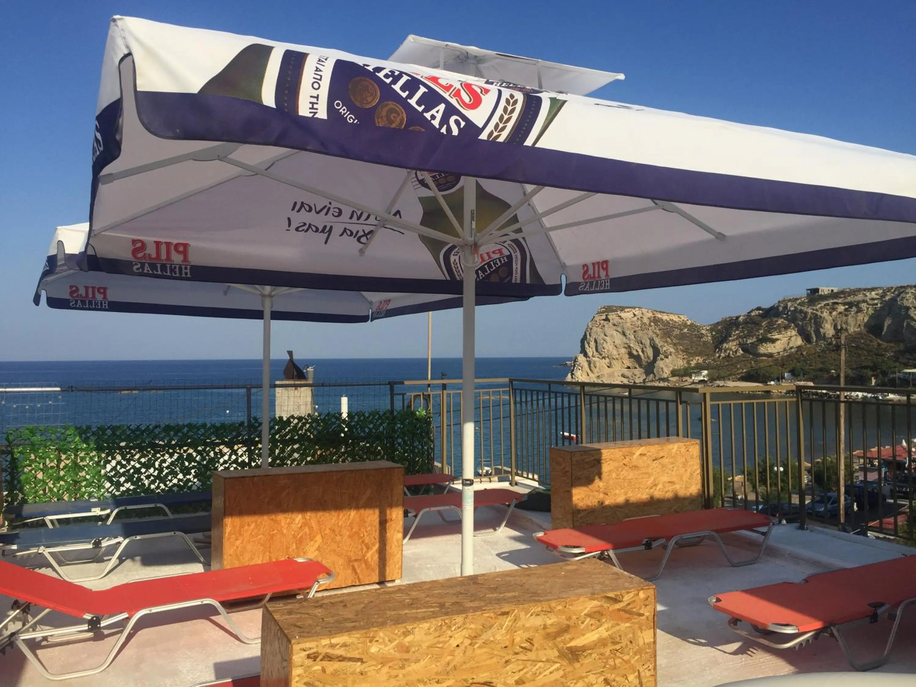 Hot Tub in Anastasia Studios, Apartments & Suites