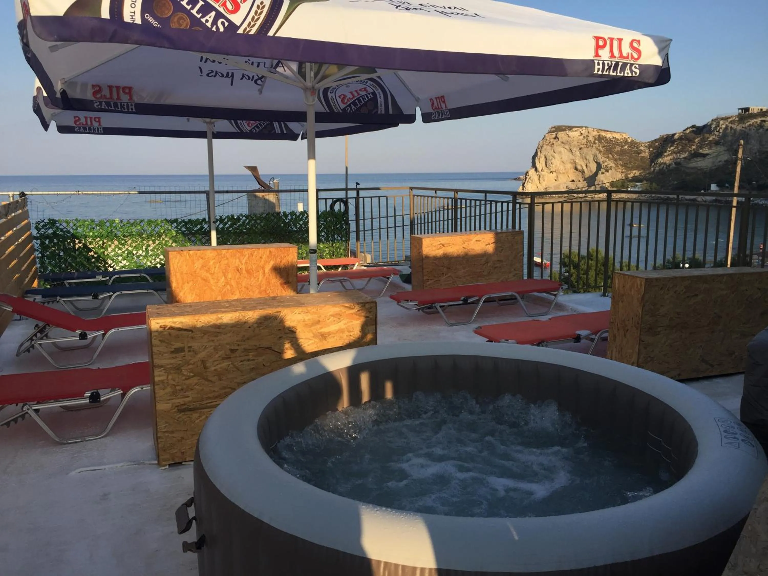 Hot Tub in Anastasia Studios, Apartments & Suites