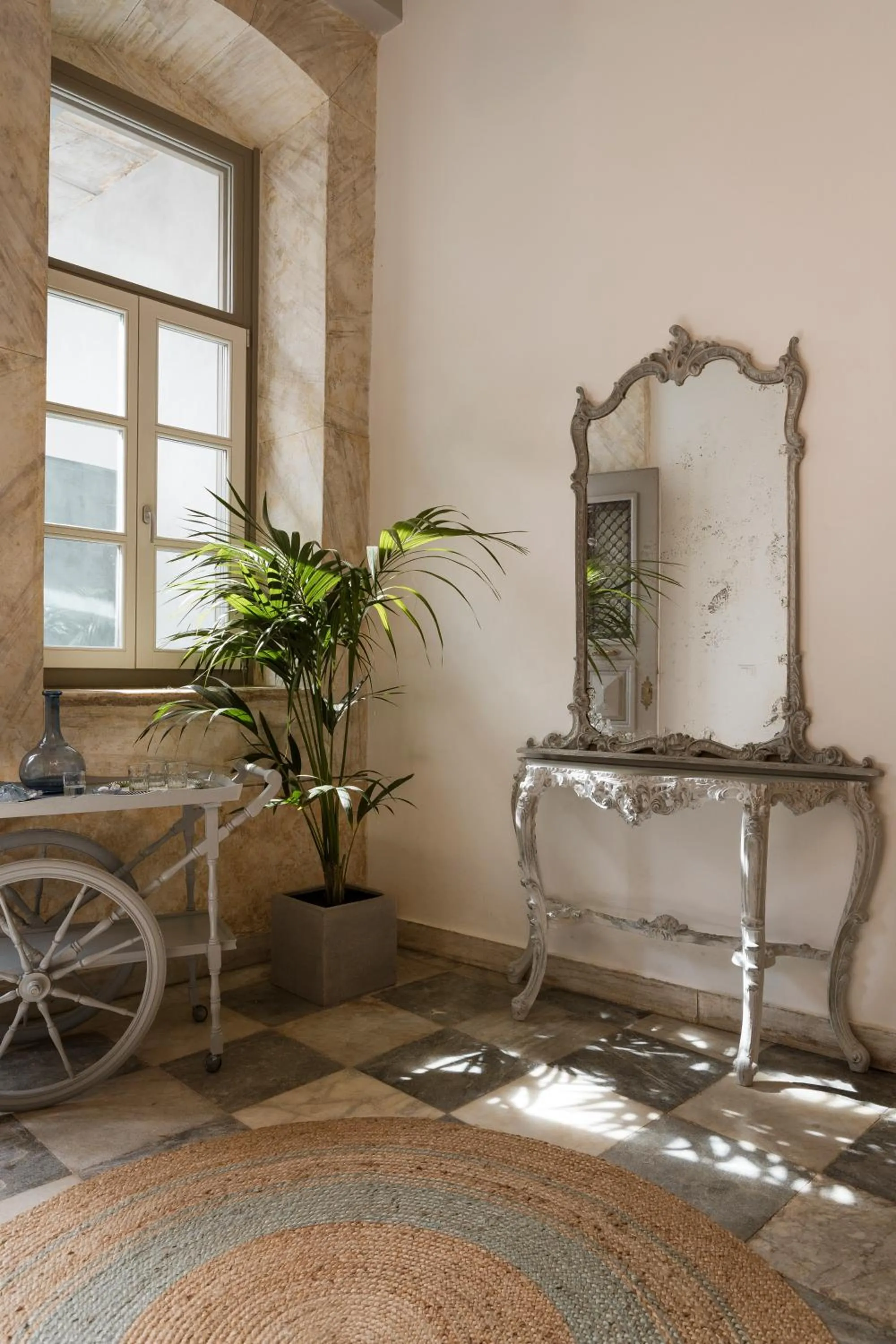 Lobby or reception in Alma Syros