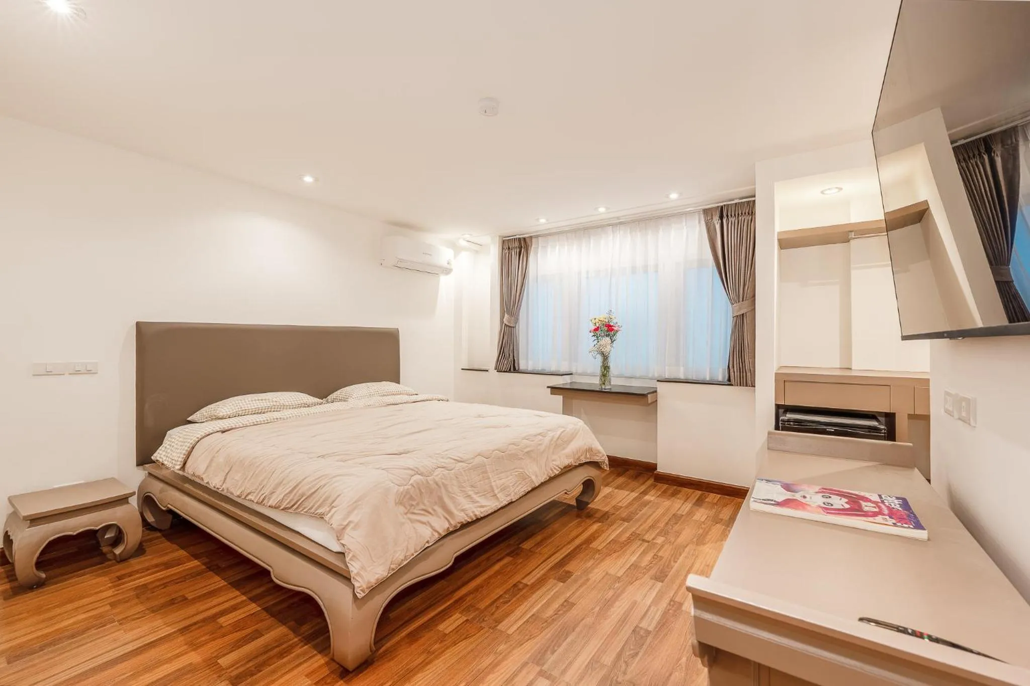 Bed in Savaan Patong
