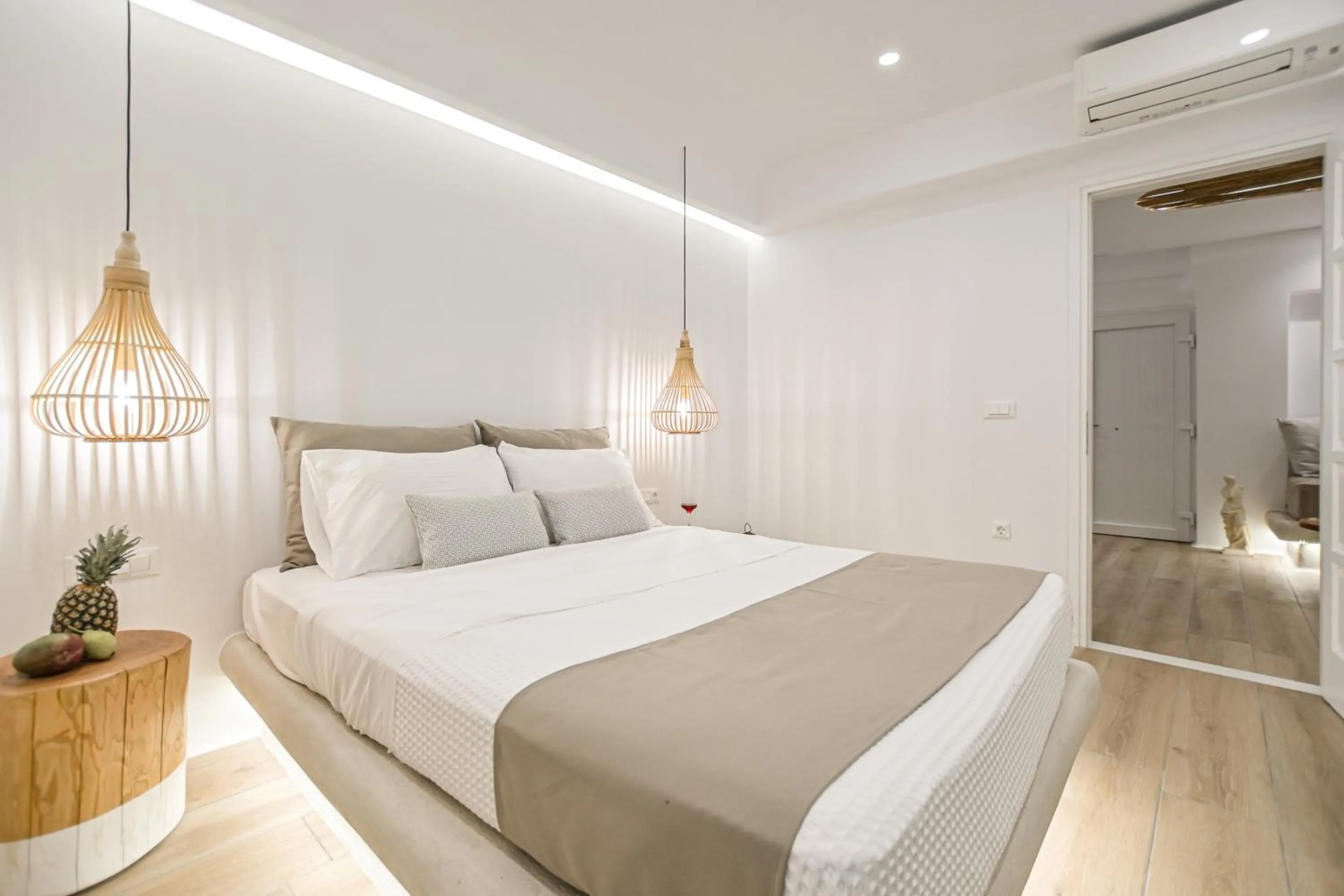 Bedroom, Bed in Villa Adriana Hotel