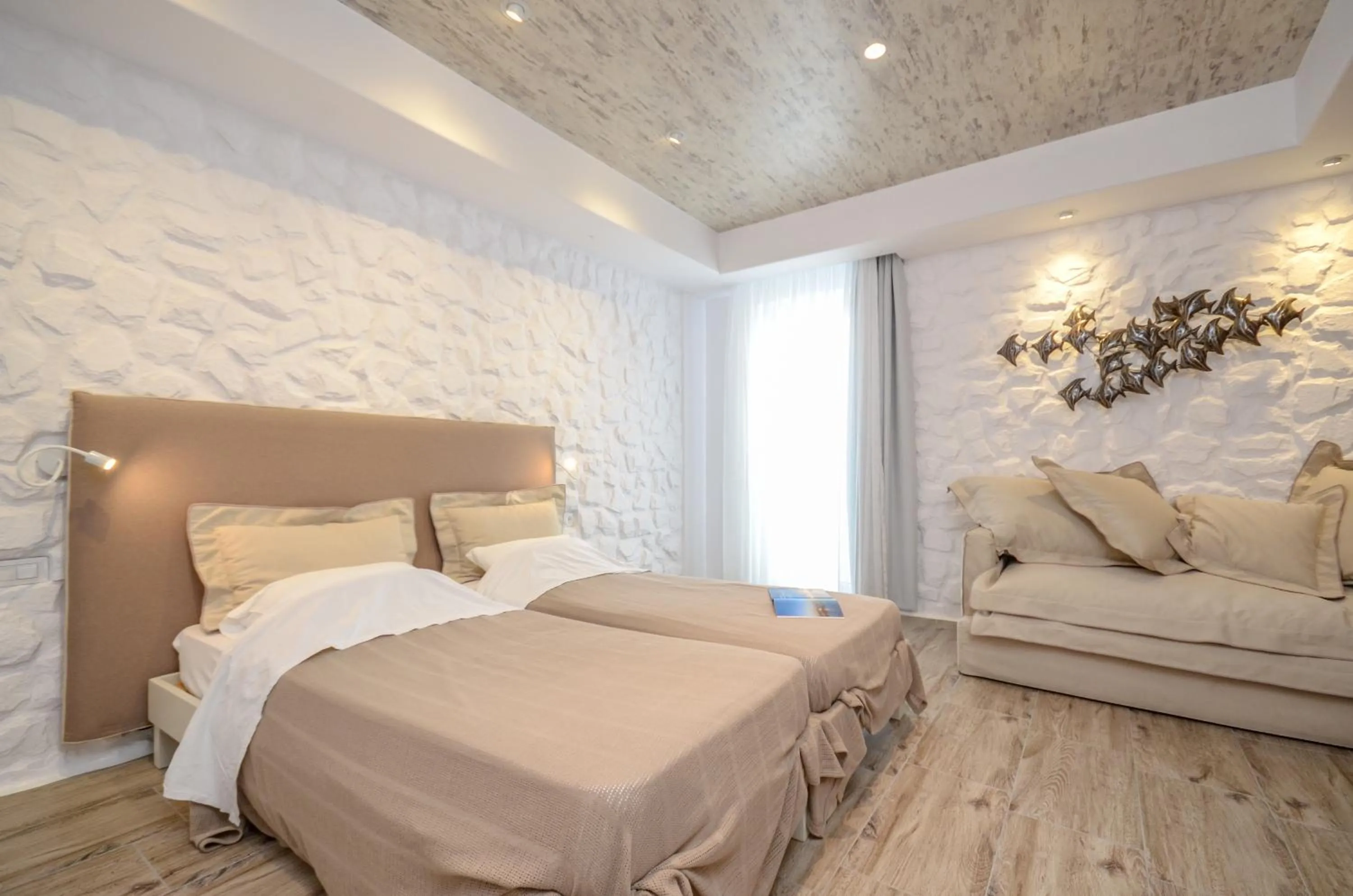 Bedroom, Bed in Villa Adriana Hotel